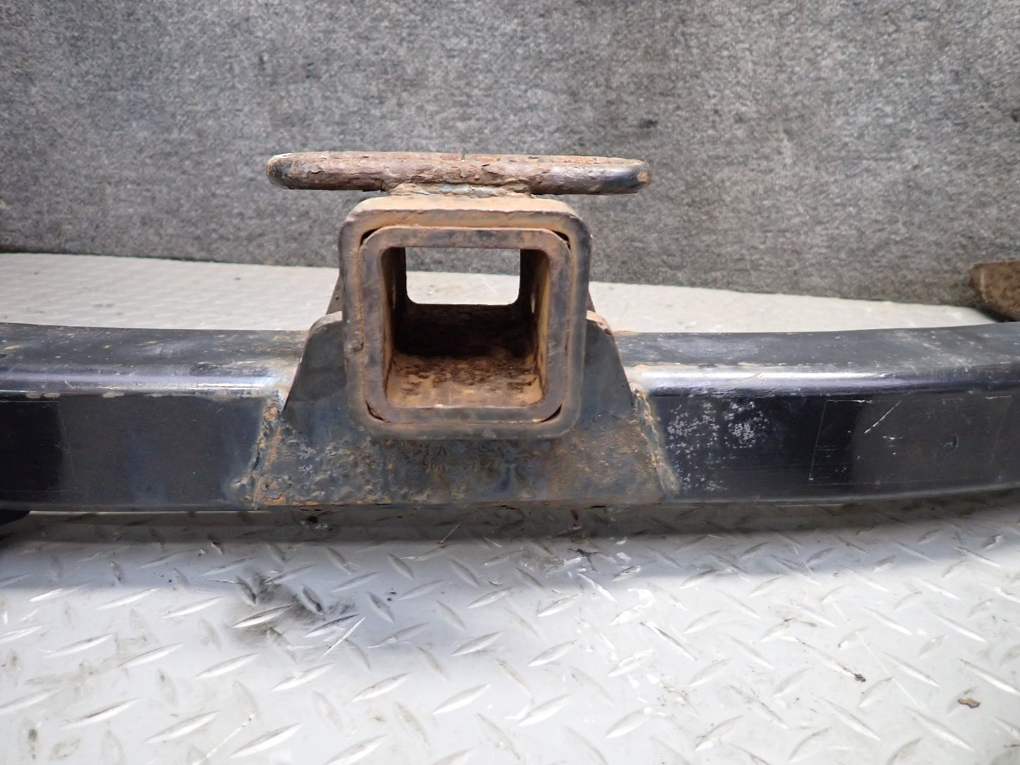 1996-1997 Lexus FZJ80L LX450 Rear Trailer TOW Towing Hitch Bar