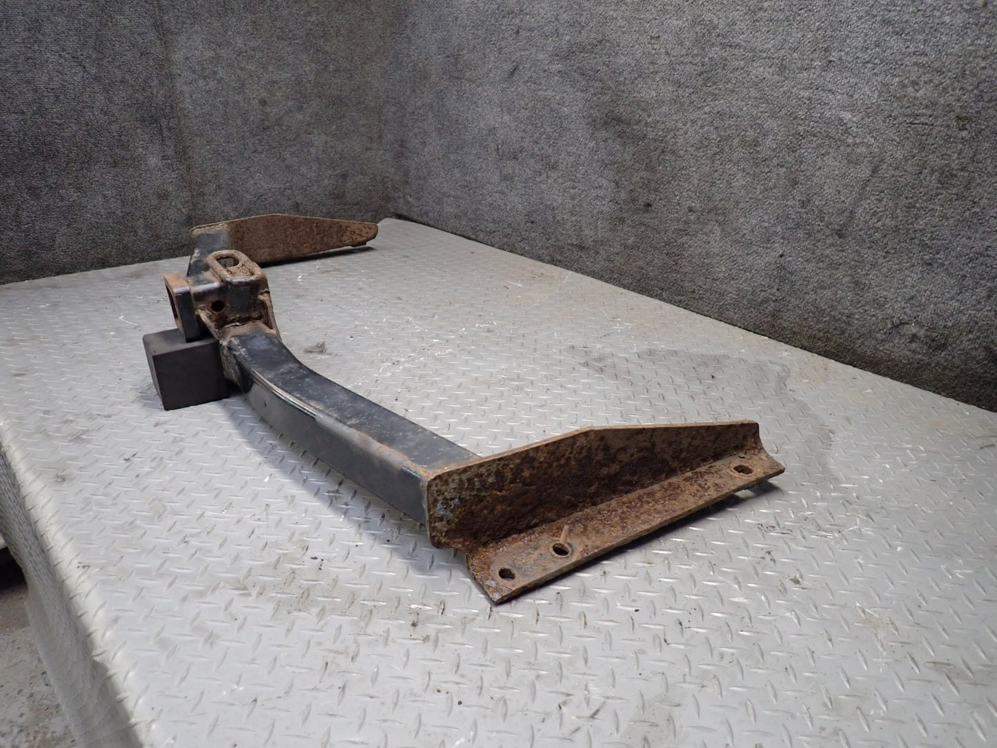 1996-1997 Lexus FZJ80L LX450 Rear Trailer TOW Towing Hitch Bar