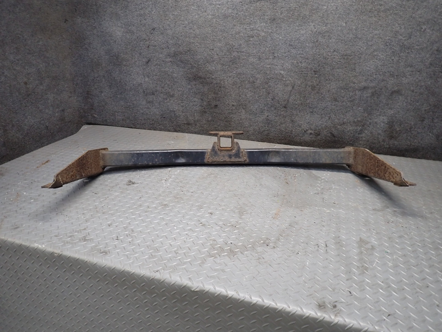 1996-1997 Lexus FZJ80L LX450 Rear Trailer TOW Towing Hitch Bar