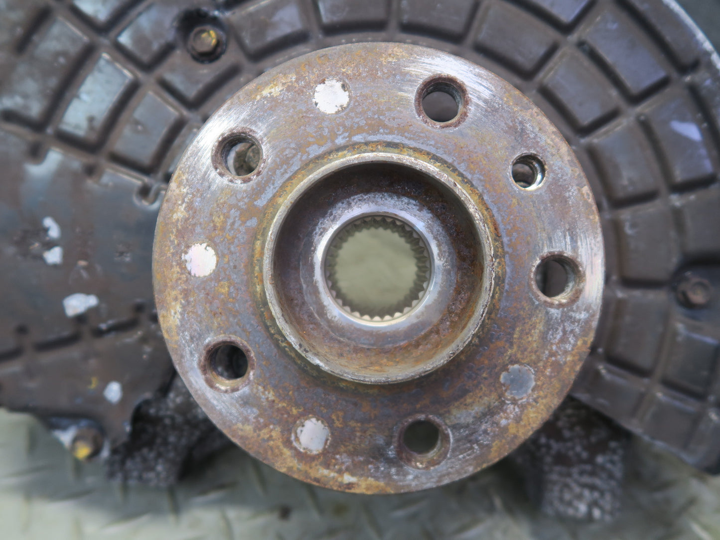 14-21 Maserati Quattroporte SQ4 M156 Front Right Side Spindle Knuckle Wheel Hub