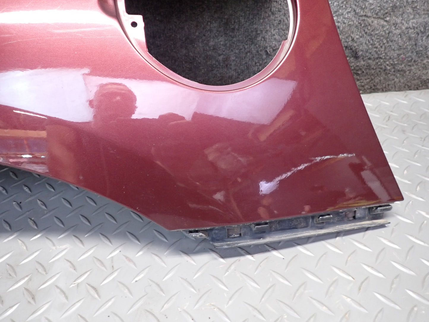 03-08 BMW E85 Z4 Rear Right Quarter Fender Shell Cover Panel Merlot RED OEM