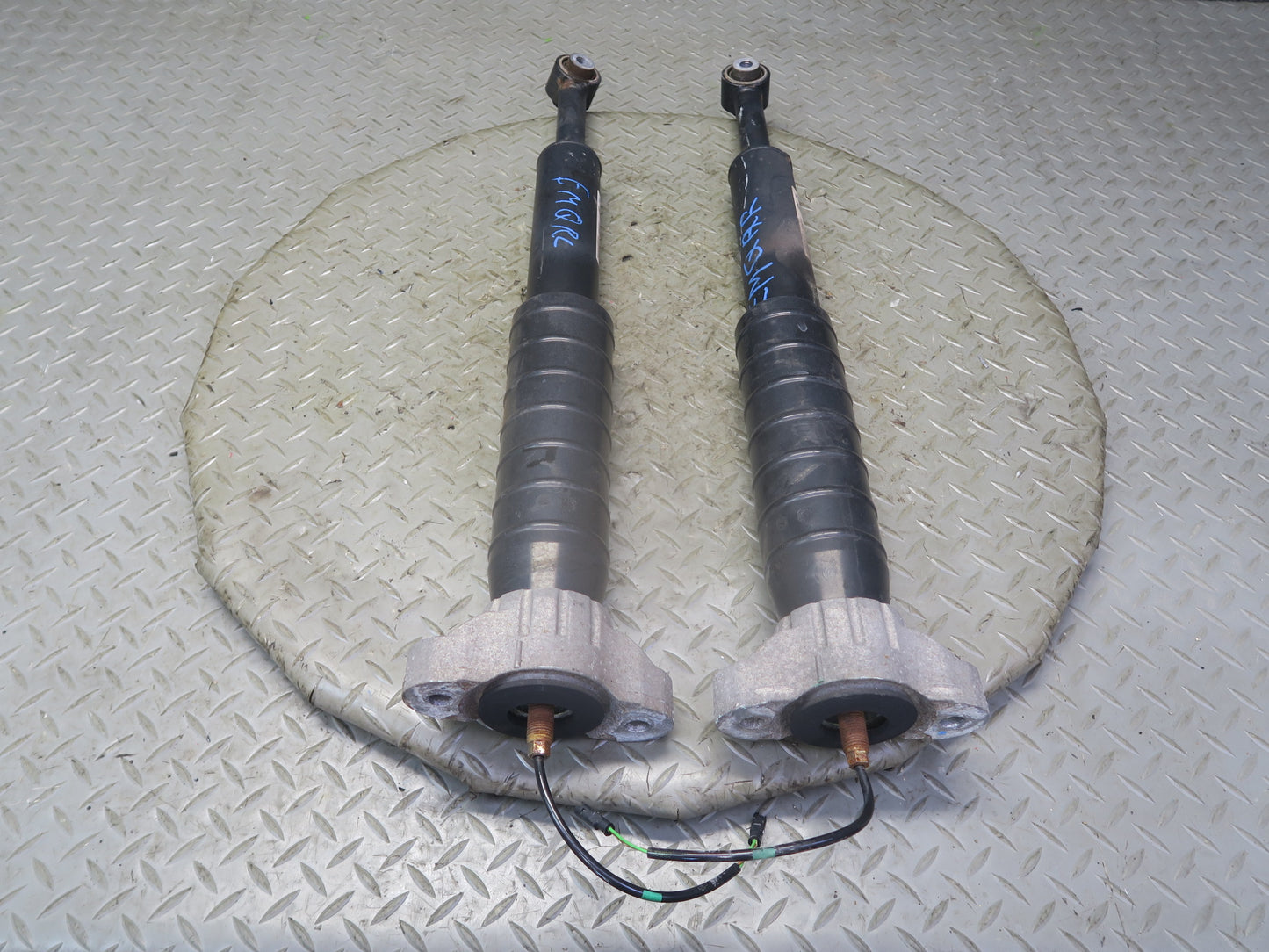 14-21 Maserati Quattroporte SQ4 M156 Rear Left & Right Shock Strut Absorber Set