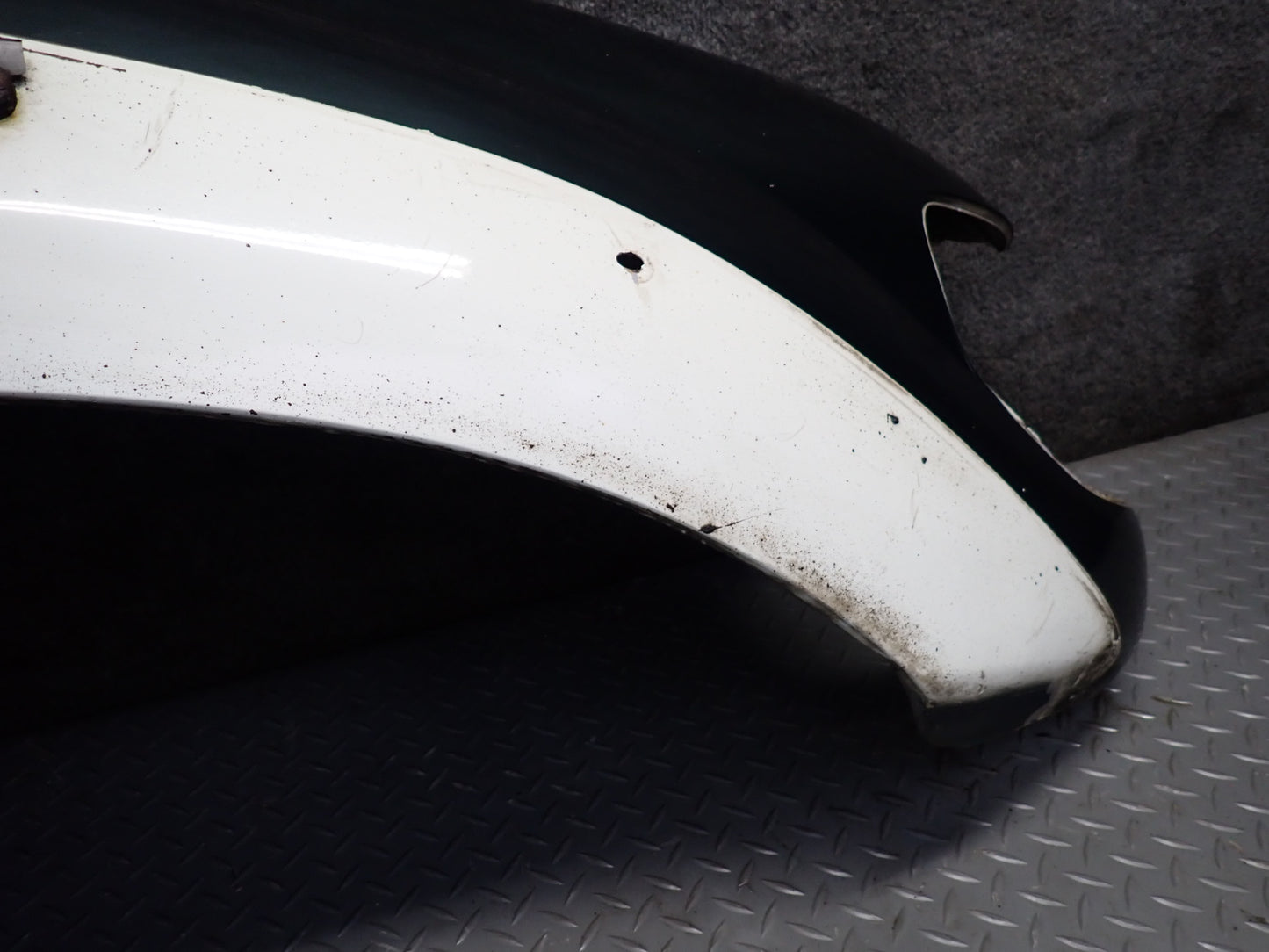 1996-1997 Lexus FZJ80L LX450 Front Right Fender Shell Cover Panel Green