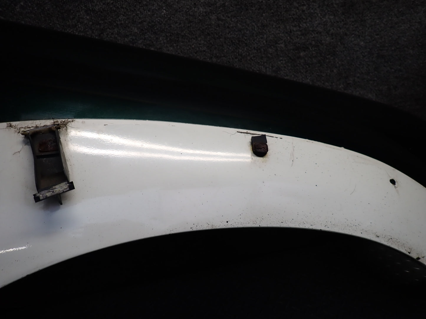 1996-1997 Lexus FZJ80L LX450 Front Right Fender Shell Cover Panel Green