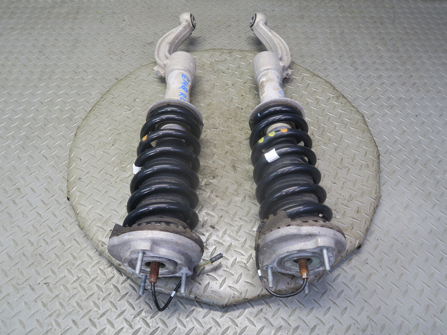 14-21 Maserati Quattroporte SQ4 M156 Front Left & Right Shock Strut Absorber Set