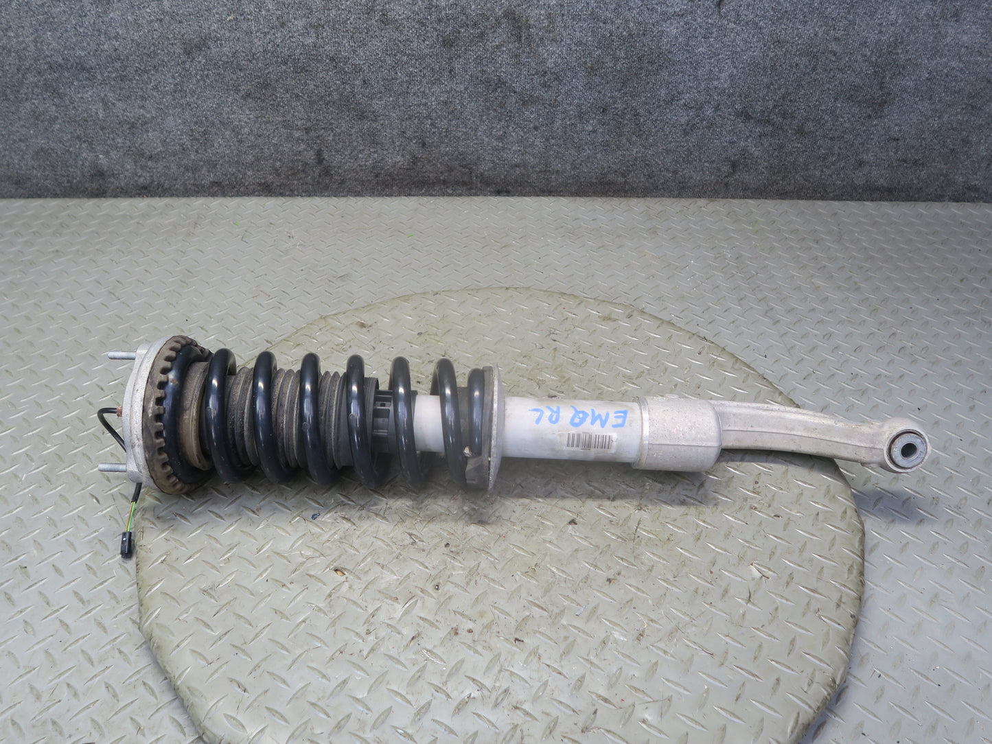 14-21 Maserati Quattroporte SQ4 M156 Front Left & Right Shock Strut Absorber Set