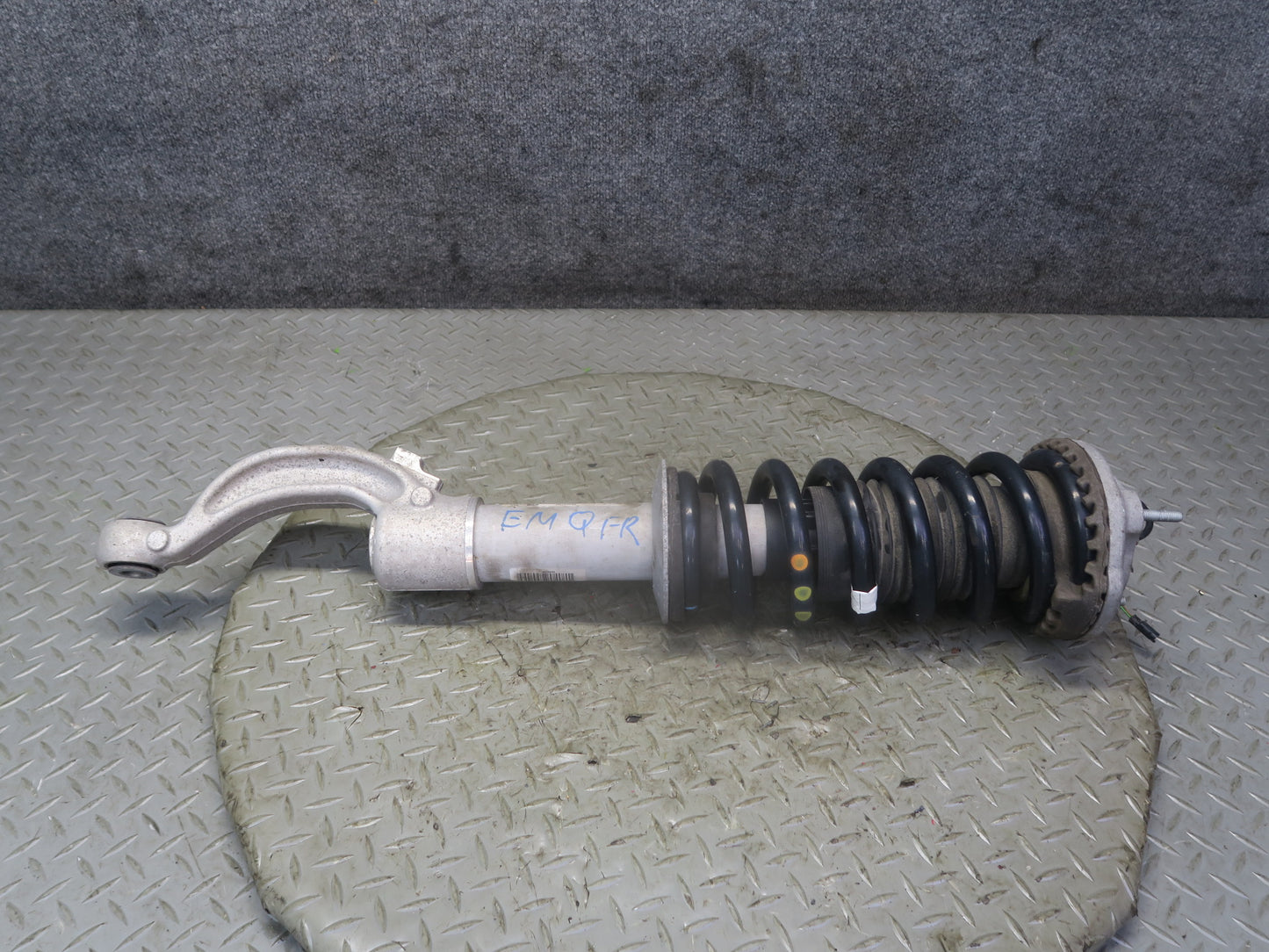 14-21 Maserati Quattroporte SQ4 M156 Front Left & Right Shock Strut Absorber Set