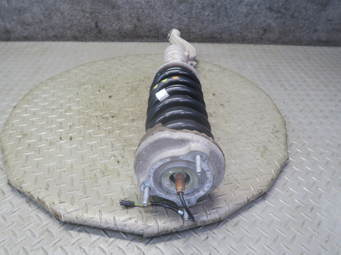 14-21 Maserati Quattroporte SQ4 M156 Front Left & Right Shock Strut Absorber Set