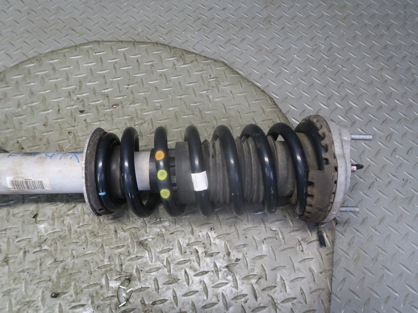 14-21 Maserati Quattroporte SQ4 M156 Front Left & Right Shock Strut Absorber Set