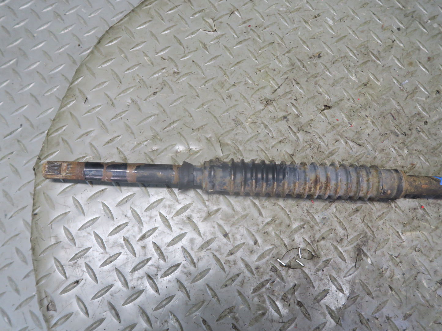 1996-1997 Lexus FZJ80L LX450 Steering Column Lower U Joint Linkage Shaft