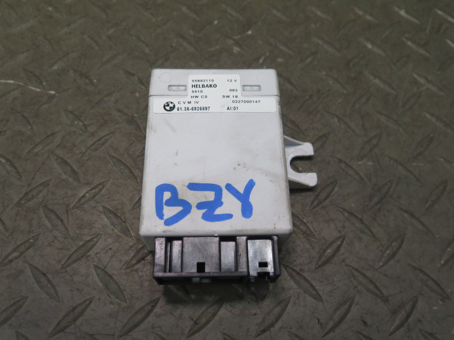 03-08 BMW E85 Z4 Convertible Folding TOP Roof Control Module 6925897 OEM