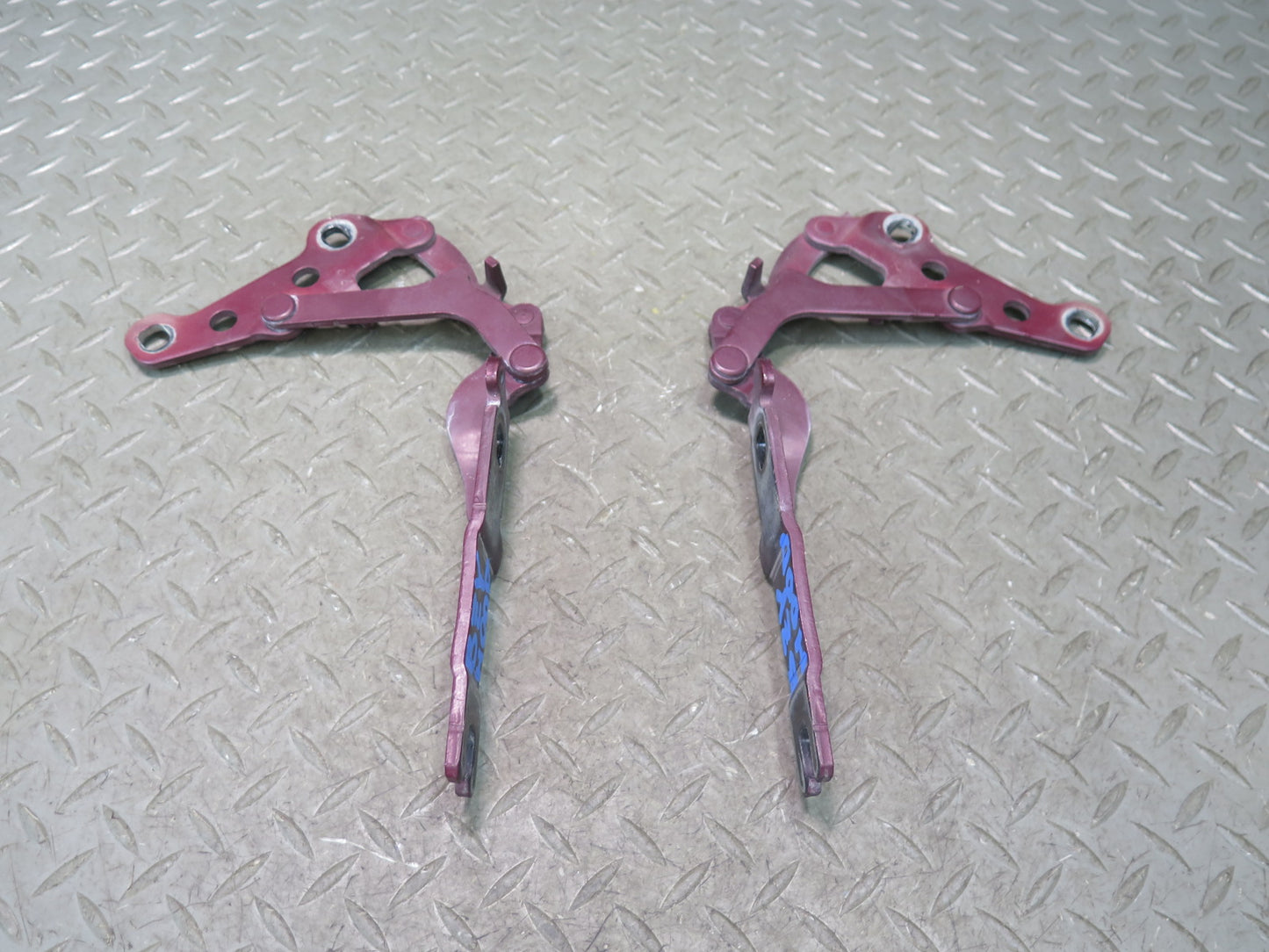 03-08 BMW E86 E85 Z4 Set of 2 Front Left & Right Hood Bonnet Hinge RED OEM