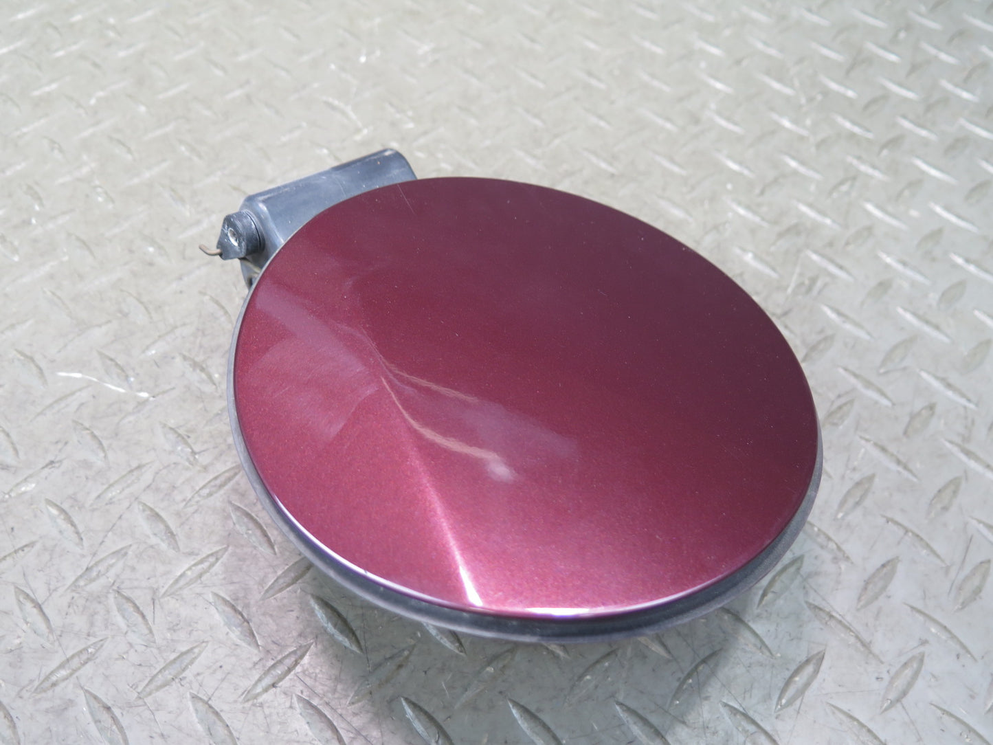 03-08 BMW E85 Z4 Fuel Tank Filler Door Lid Cover w Housing Merlot RED OEM