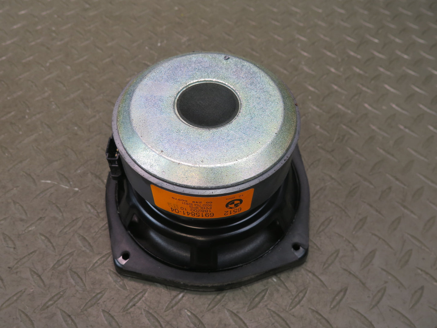 03-08 BMW E85 Z4 Set of 2 Rear TOP Hi-fi Subwoofer Speaker 6915841 OEM