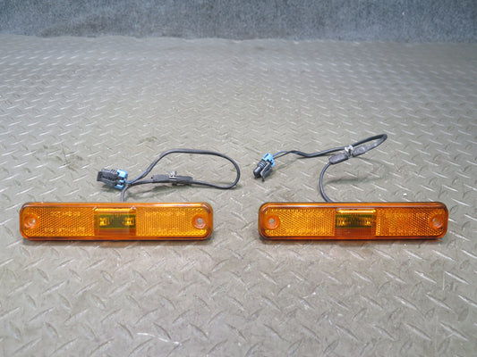2003-2009 Hummer H2 Front Left & Right Fender Side Marker Light Lamp Set of 2