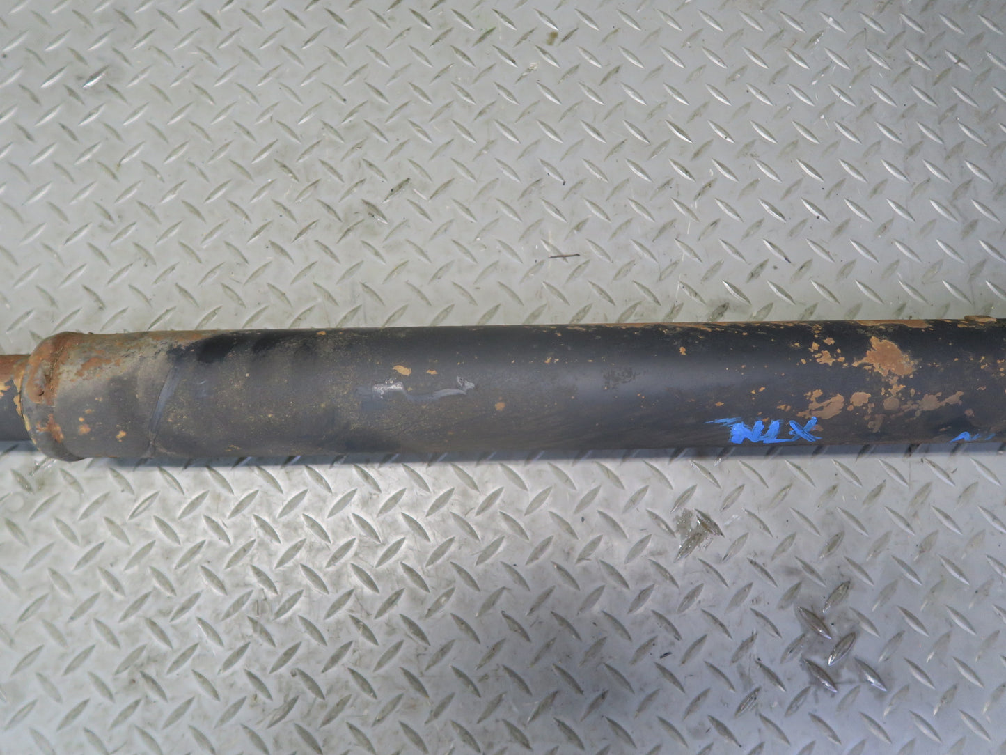 1996-1997 Lexus FZJ80L LX450 AWD Rear Driveshaft Drive Shaft