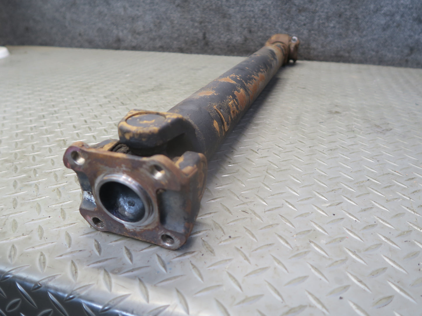 1996-1997 Lexus FZJ80L LX450 AWD Rear Driveshaft Drive Shaft