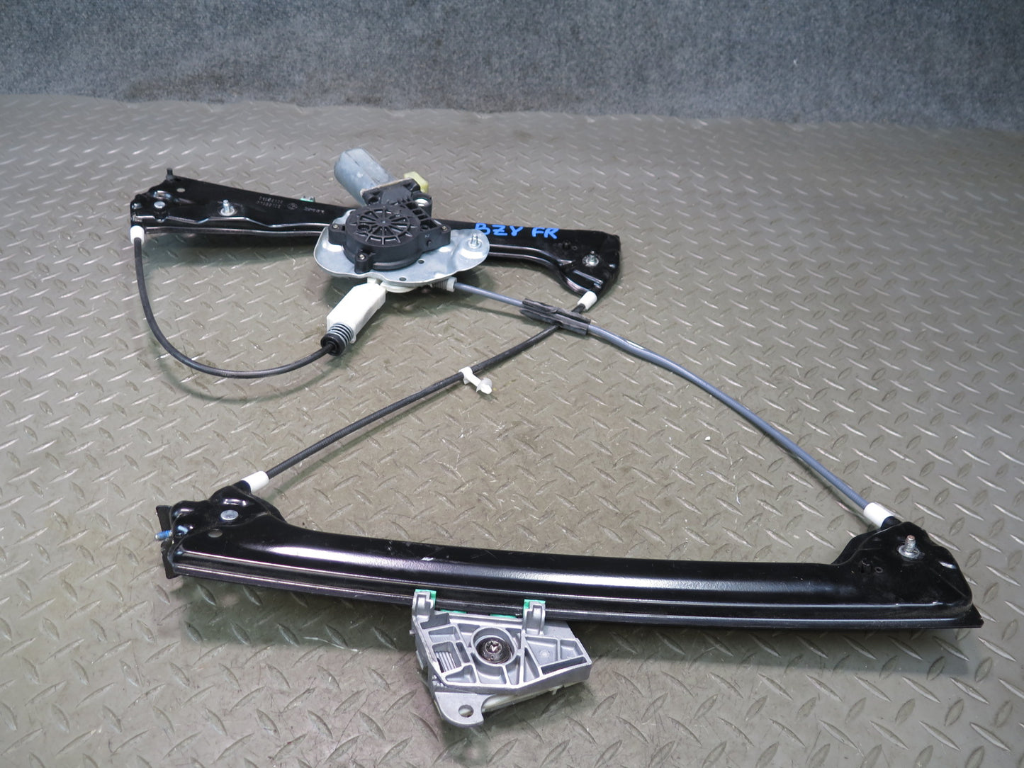 03-08 BMW E86 E85 Z4 Right Passenger Door Window Regulator w Motor OEM