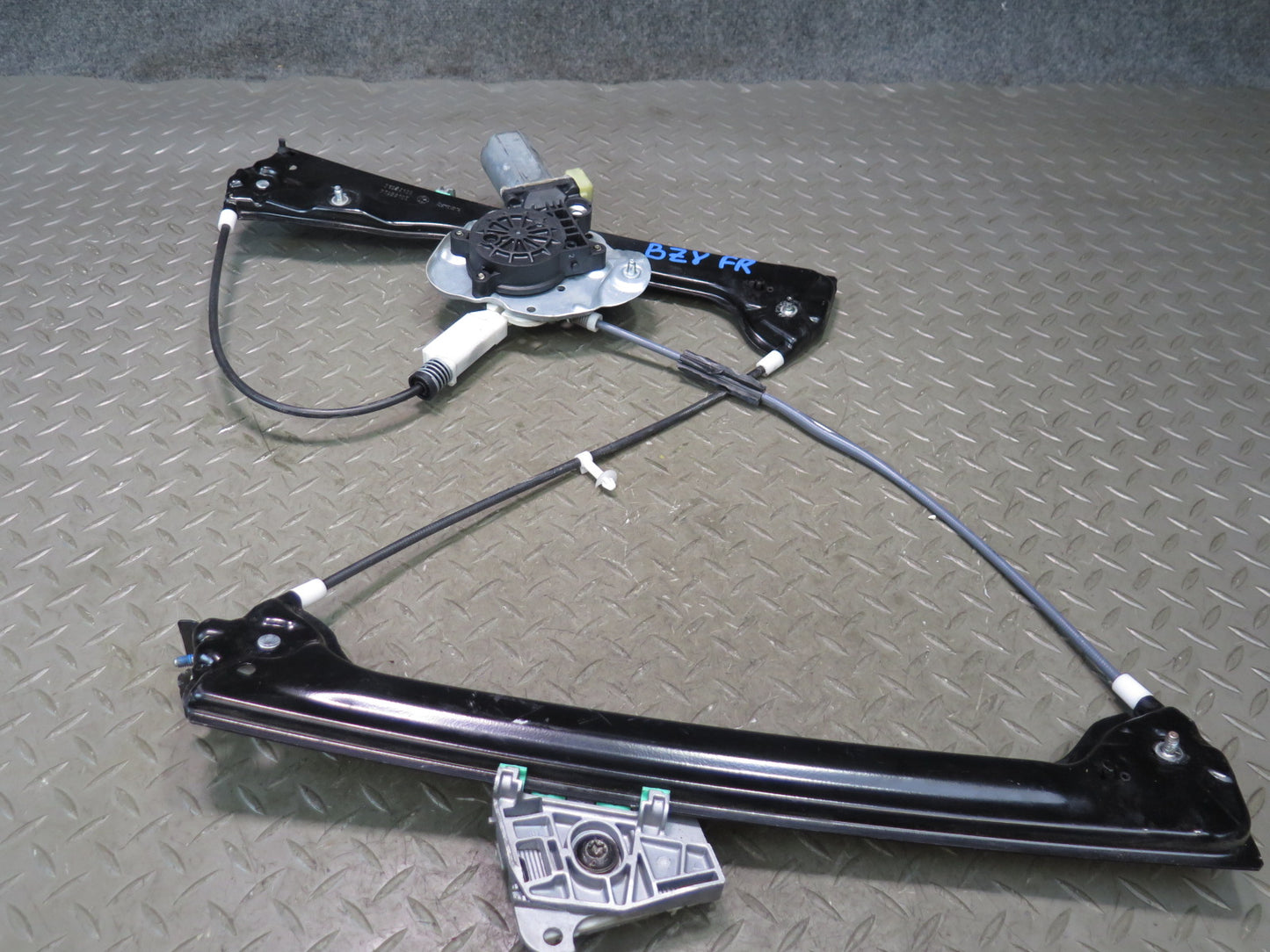 03-08 BMW E86 E85 Z4 Right Passenger Door Window Regulator w Motor OEM