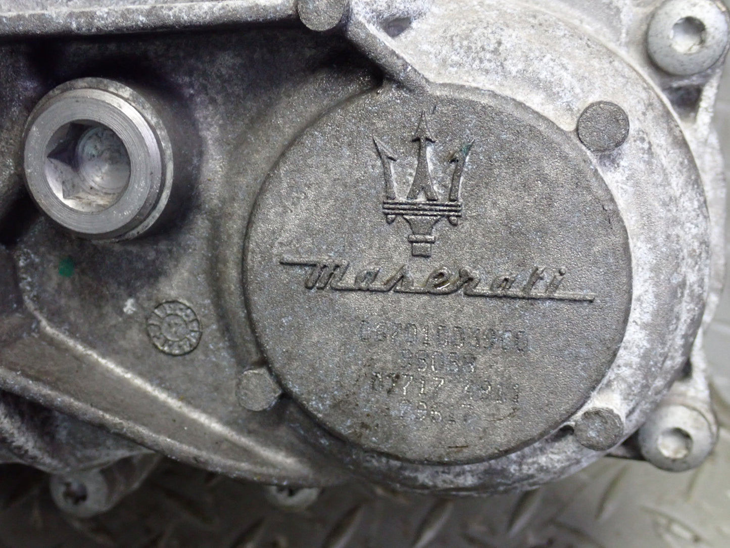 2017-2021 Maserati Quattroporte SQ4 M156 Transmission Transfer Case Gear Box