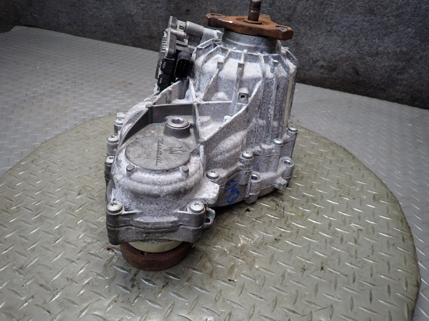 2017-2021 Maserati Quattroporte SQ4 M156 Transmission Transfer Case Gear Box