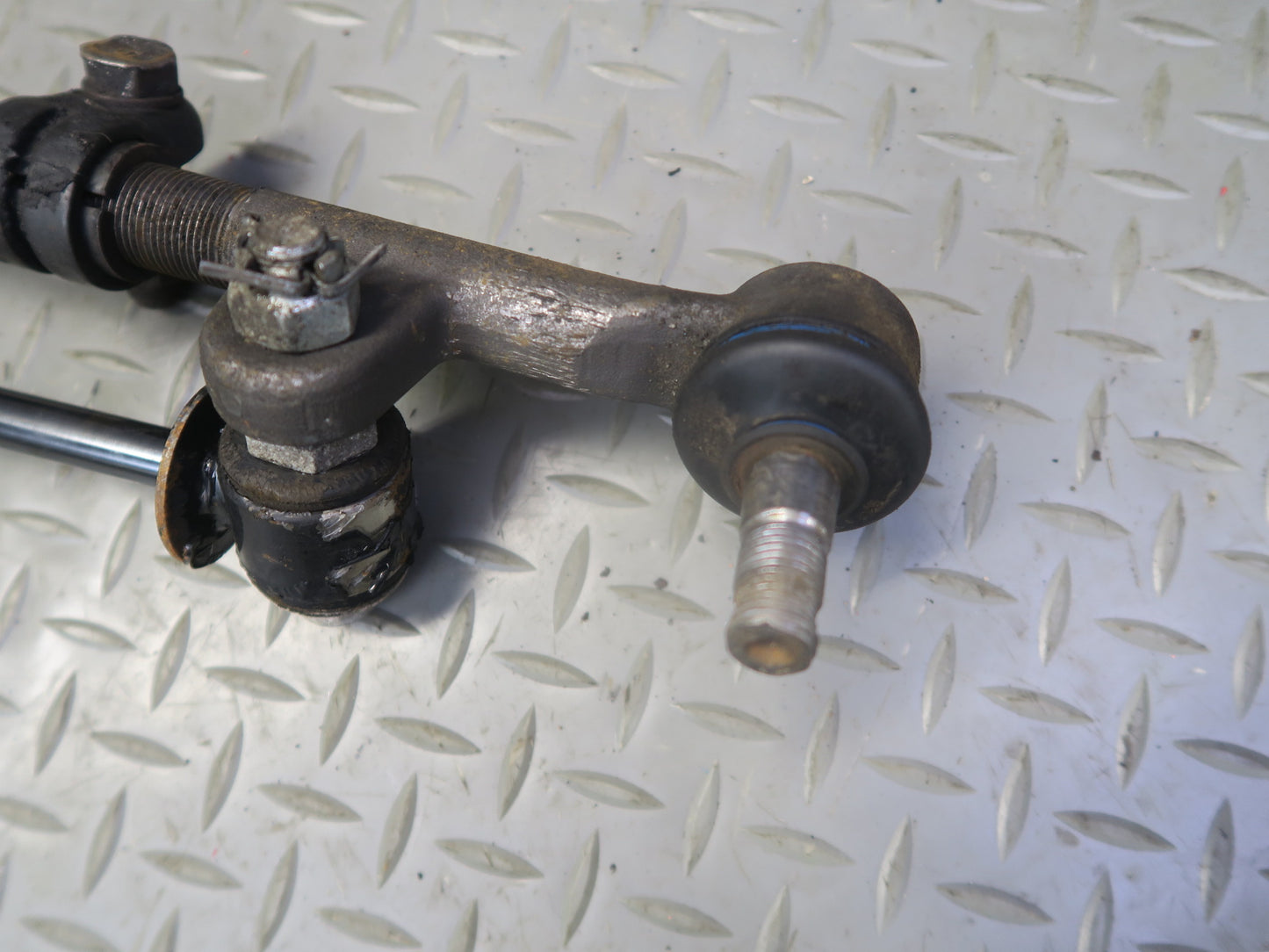 1996-1997 Lexus FZJ80L LX450 Steering Tie Rod Linkage w Damper Shock Cylinder