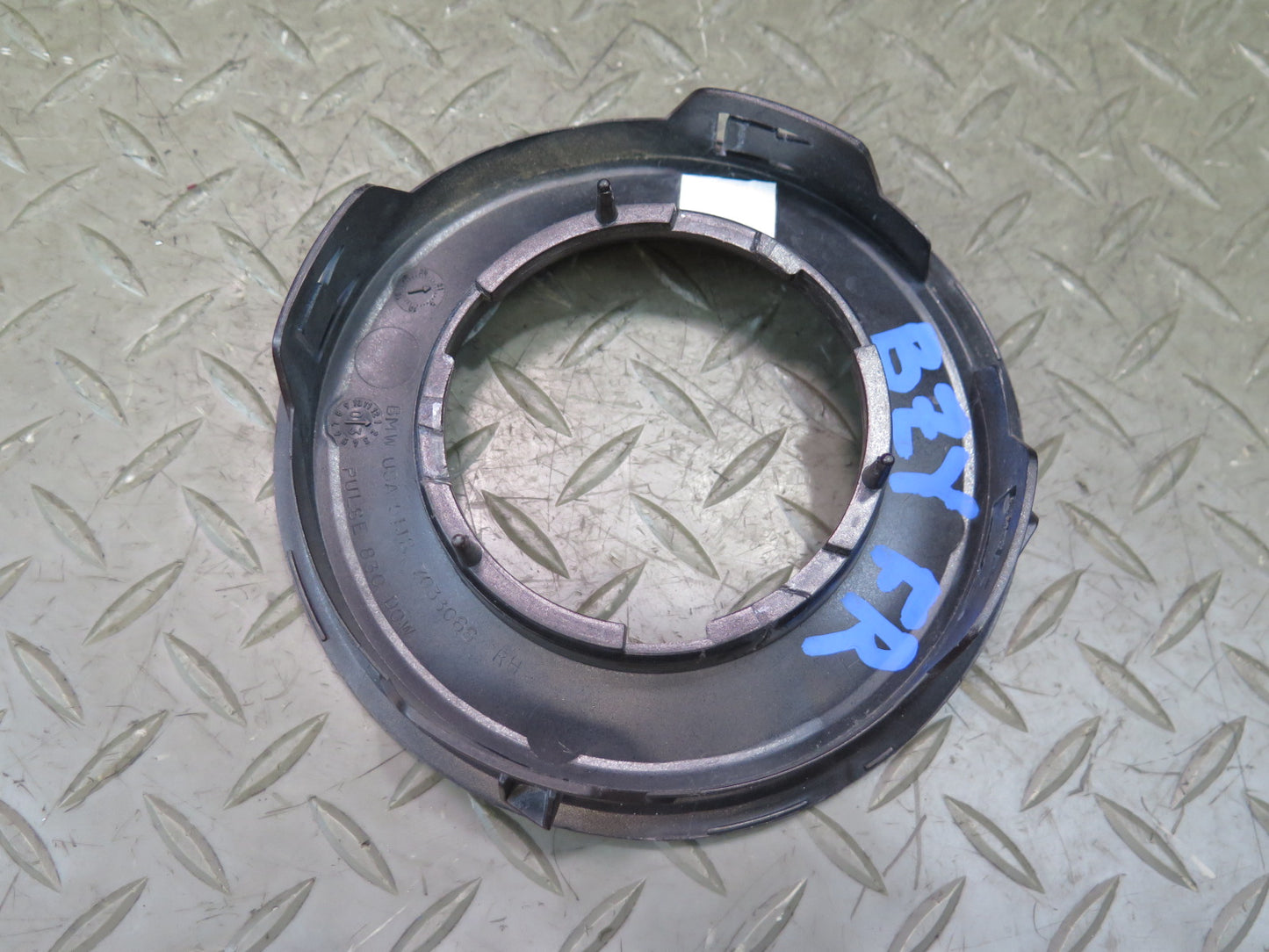 03-08 BMW E85 E86 Z4 Front Right Side Fender Marker Turn Signal Bezel RED OEM