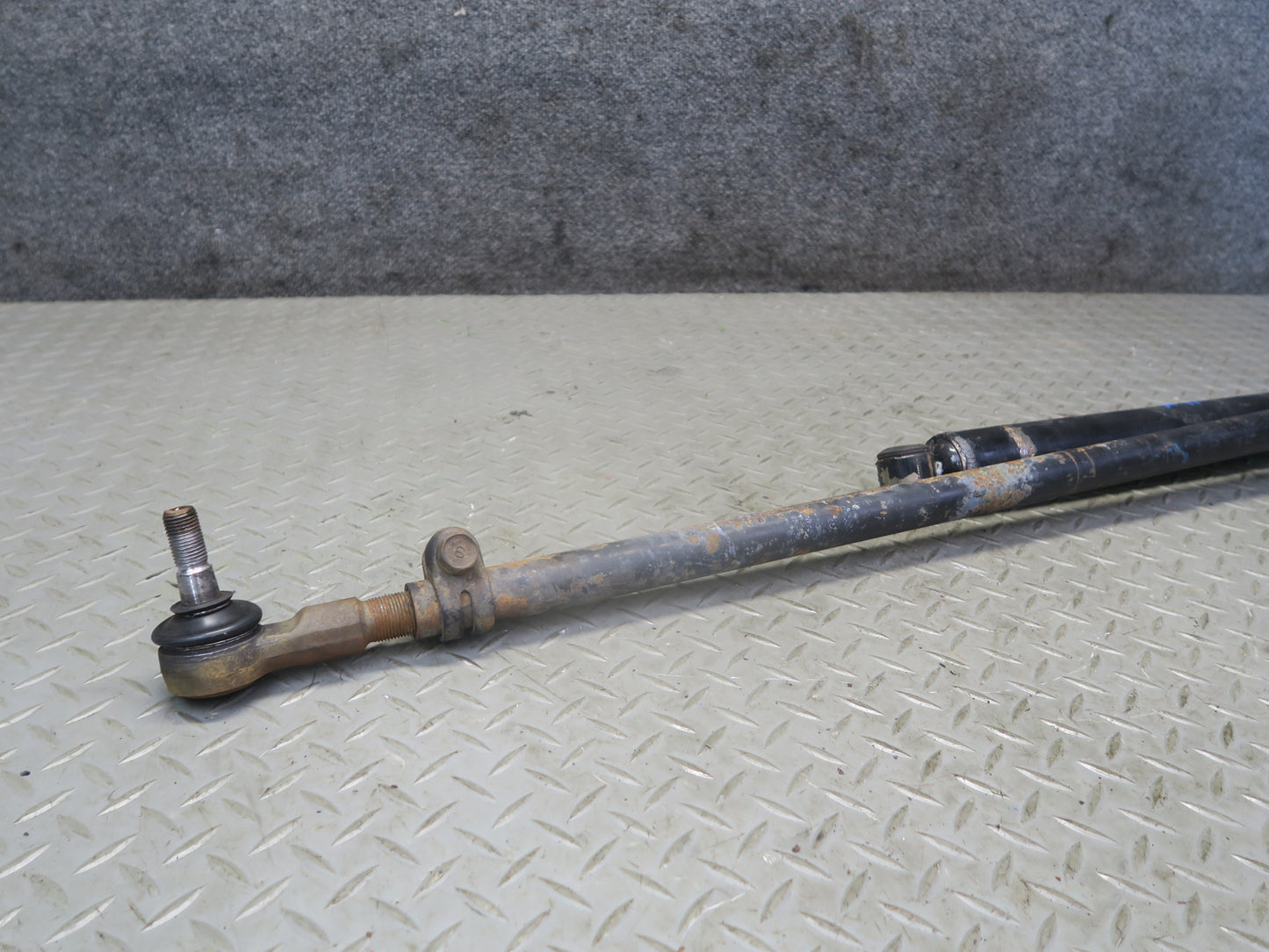 1996-1997 Lexus FZJ80L LX450 Steering Tie Rod Linkage w Damper Shock Cylinder
