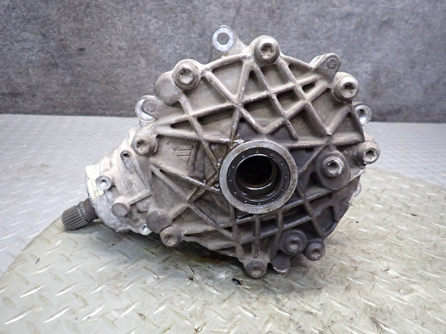 2017-2021 Maserati Quattroporte SQ4 M156 AWD Front Differential Carrier