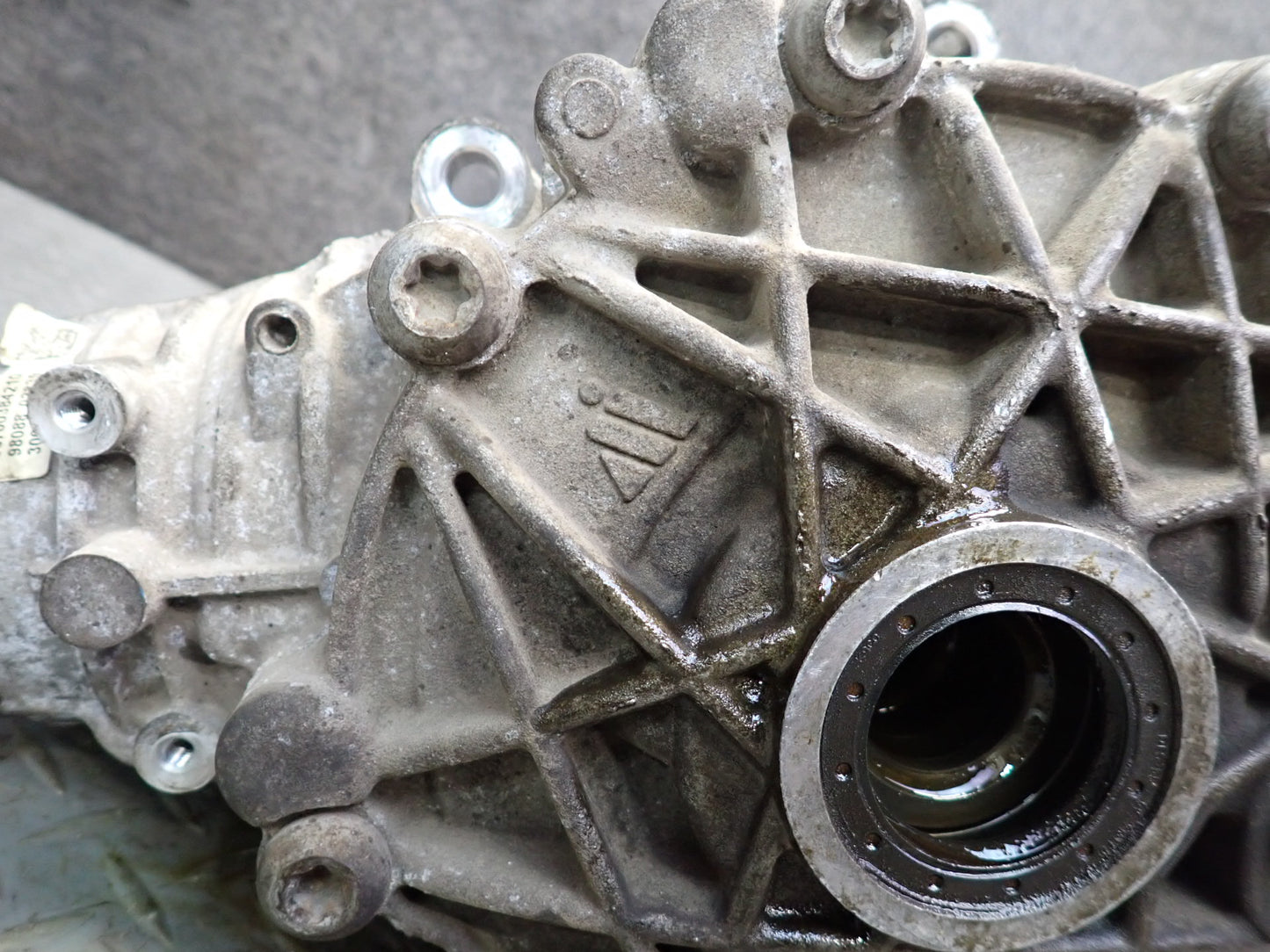 2017-2021 Maserati Quattroporte SQ4 M156 AWD Front Differential Carrier