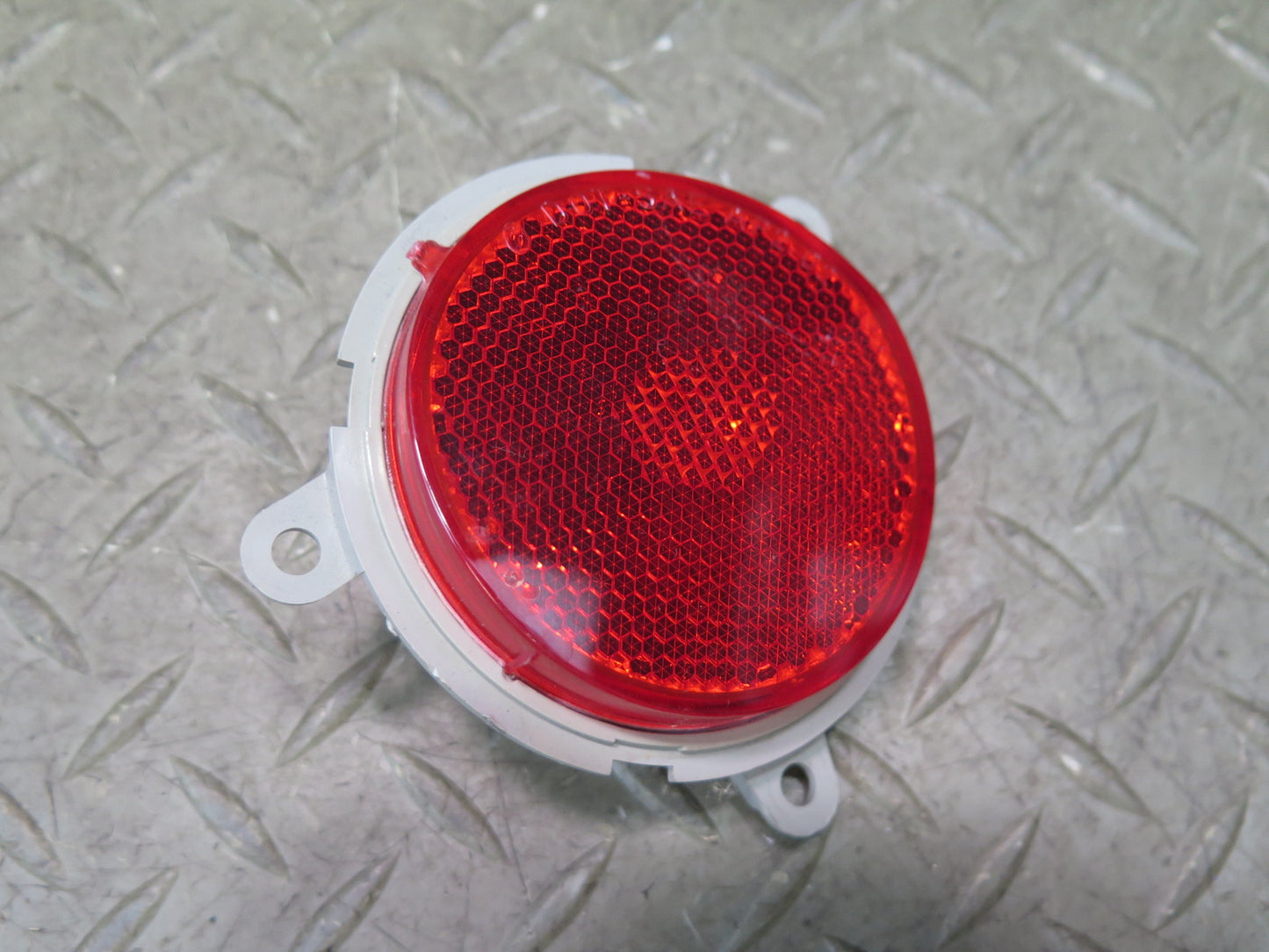 03-08 BMW E85 Z4 Set of 2 Rear L & R Bumper Reflector Marker Light 6908821 OEM