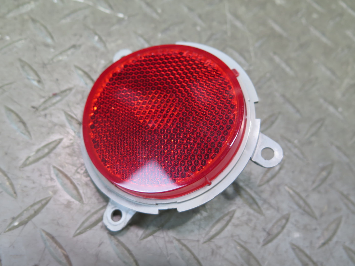 03-08 BMW E85 Z4 Set of 2 Rear L & R Bumper Reflector Marker Light 6908821 OEM