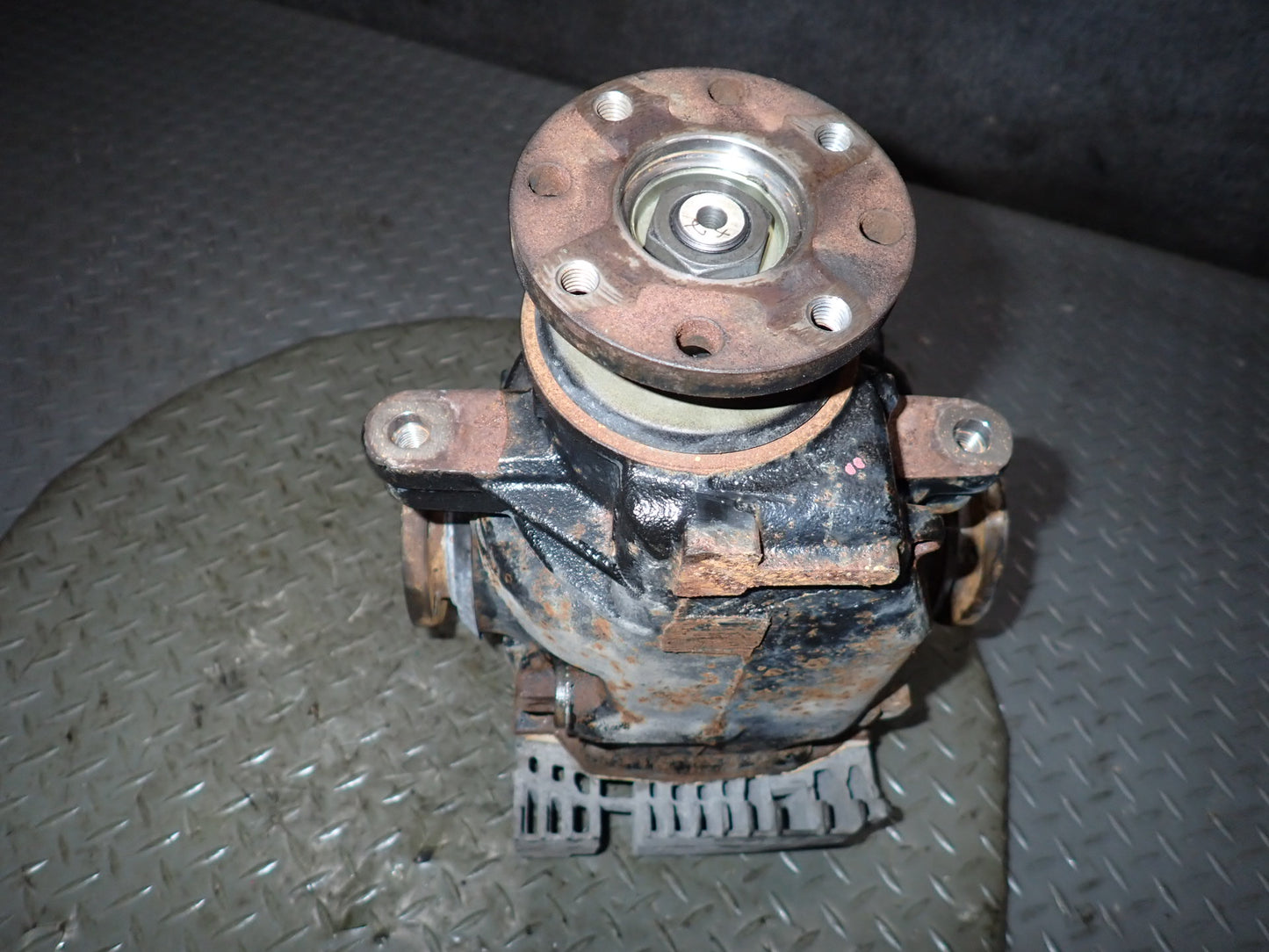 03-08 BMW E85 Z4 M54 A/T Rear Differential Carrier 3.46 Ratio 78K Miles OEM