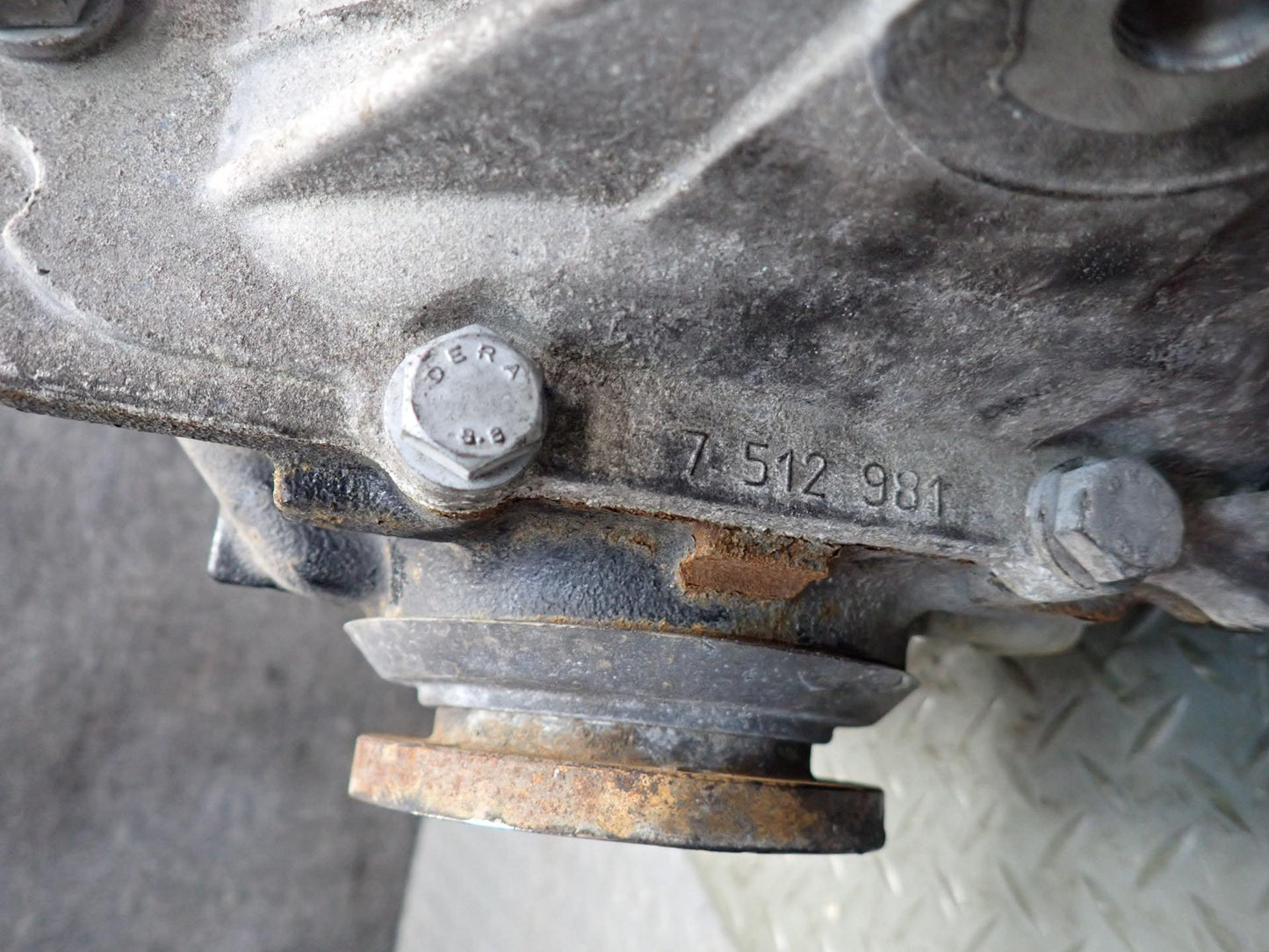 03-08 BMW E85 Z4 M54 A/T Rear Differential Carrier 3.46 Ratio 78K Miles OEM