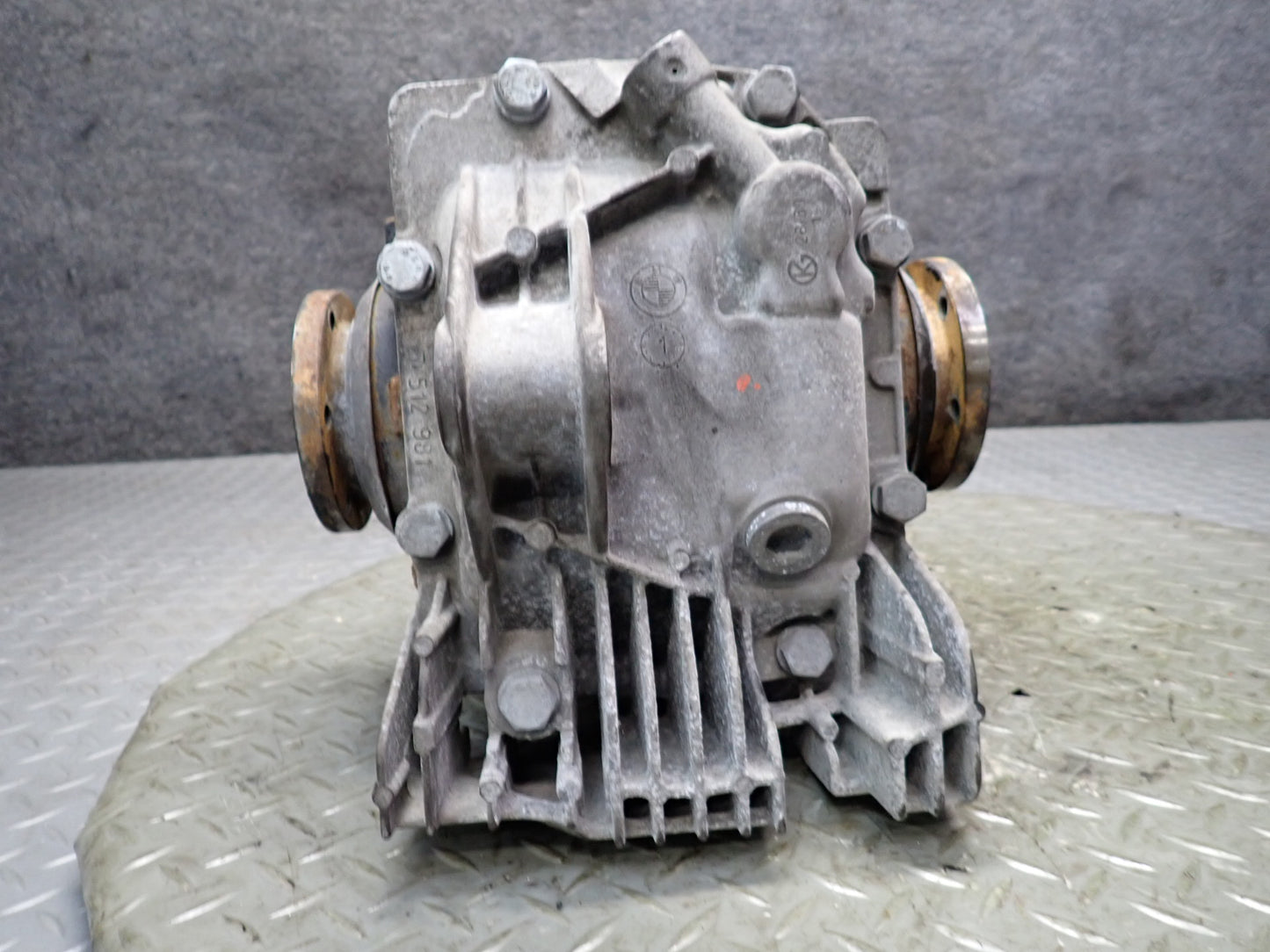 03-08 BMW E85 Z4 M54 A/T Rear Differential Carrier 3.46 Ratio 78K Miles OEM