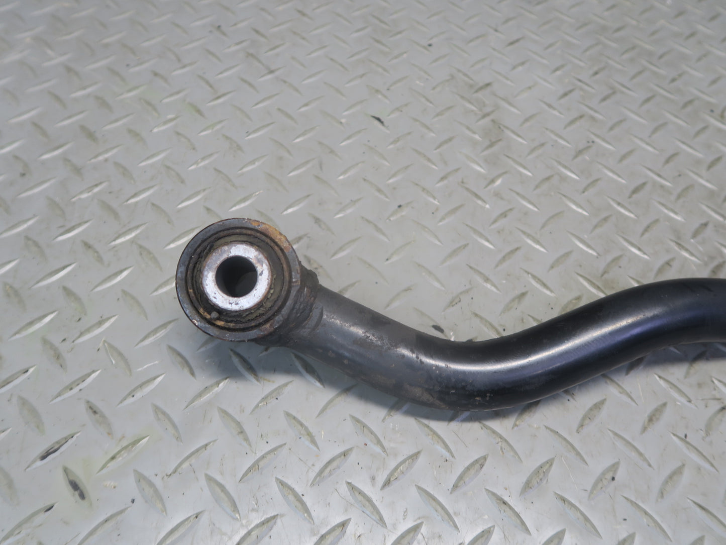 1996-1997 Lexus FZJ80L LX450 Front Lateral Control Arm Panhard Rod