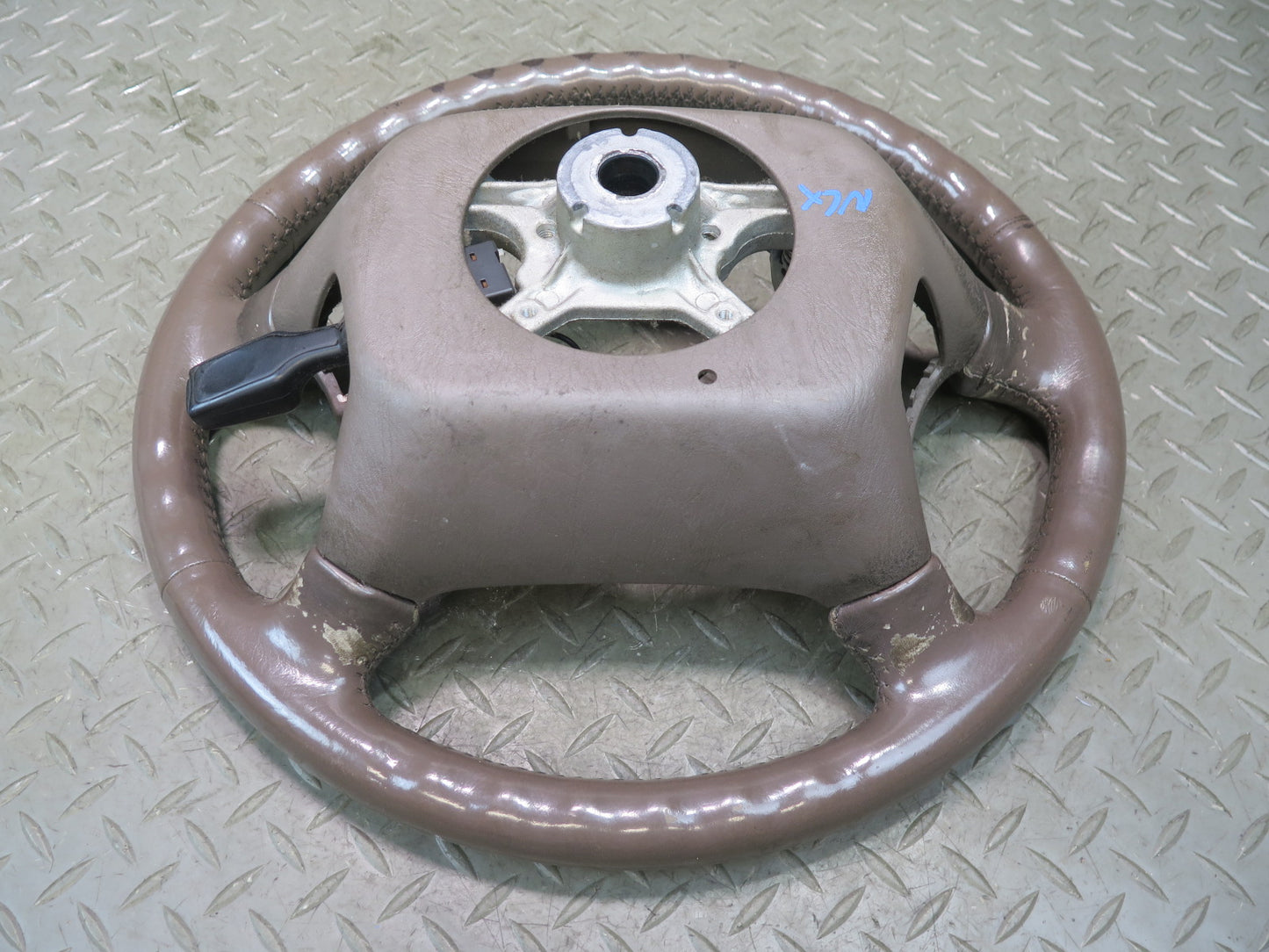 1996-1997 Lexus FZJ80L LX450 Leather Steering w Cruise Switch
