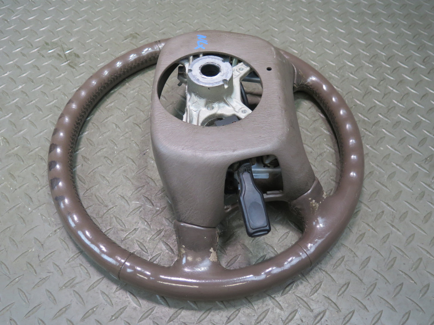 1996-1997 Lexus FZJ80L LX450 Leather Steering w Cruise Switch