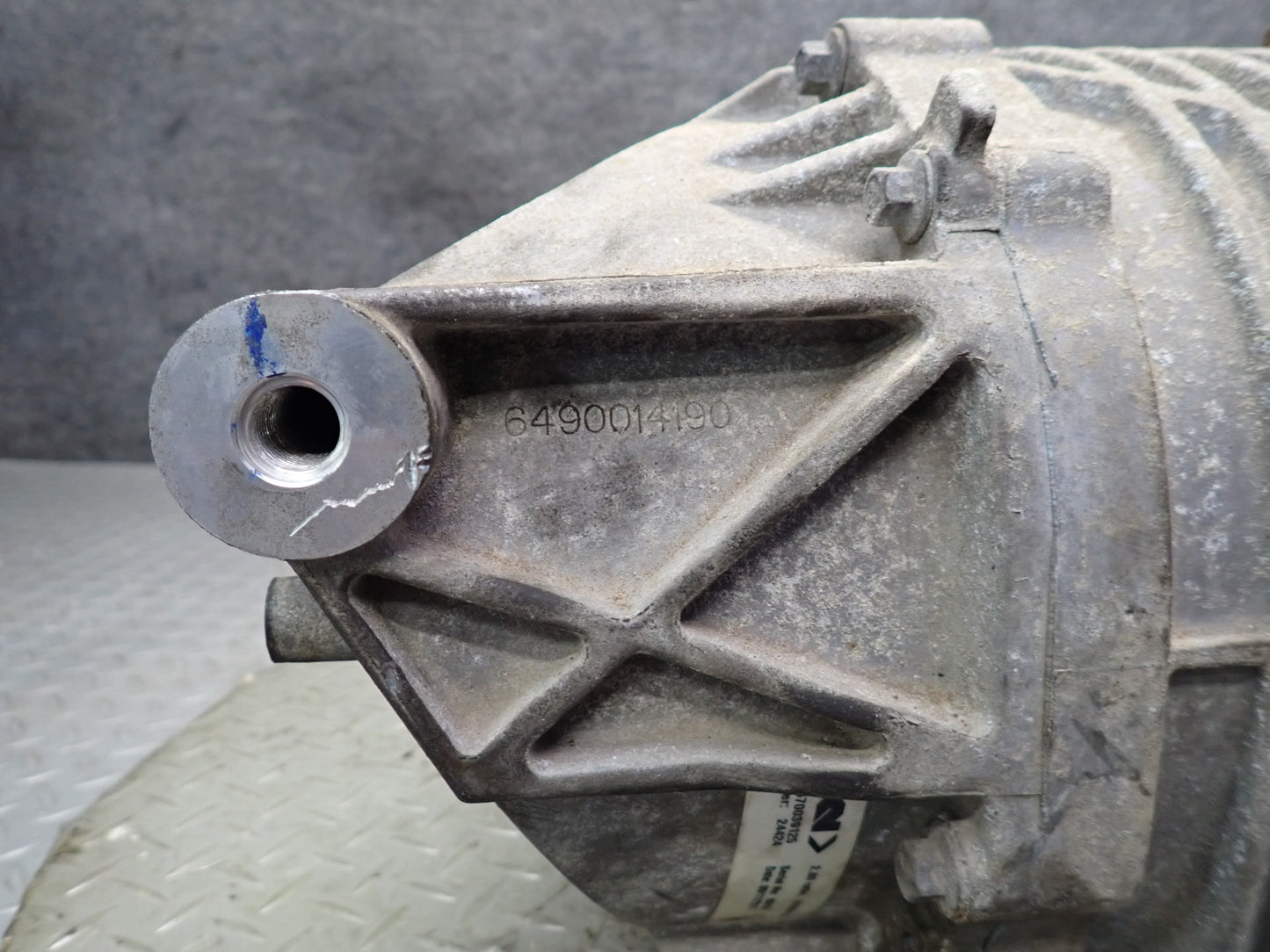 17-21 Maserati Quattroporte SQ4 M156 AWD Rear Differential Carrier 2.80 Ratio