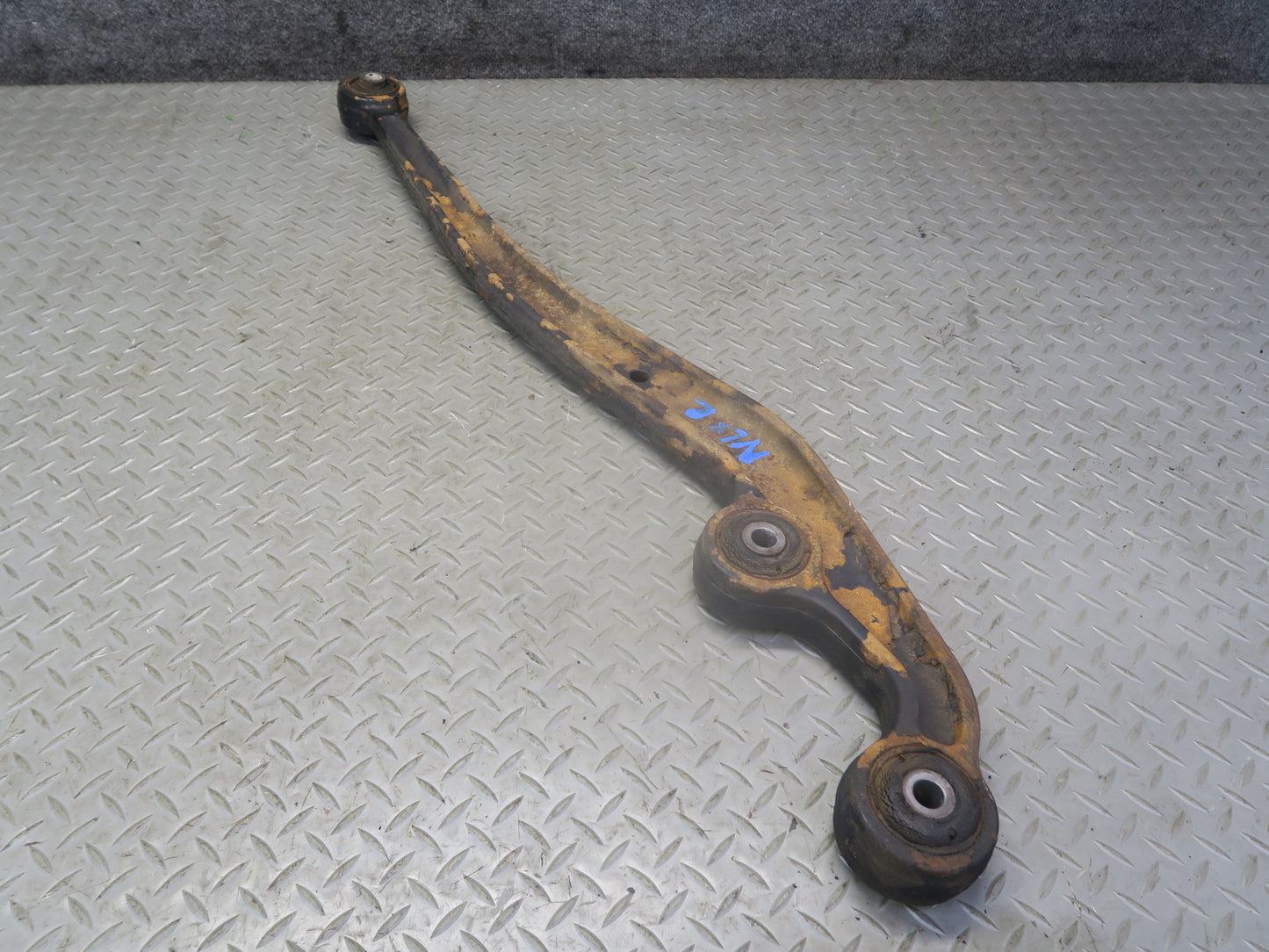 1996-1997 Lexus FZJ80L LX450 Front Left or Right Suspension Lower Control Arm