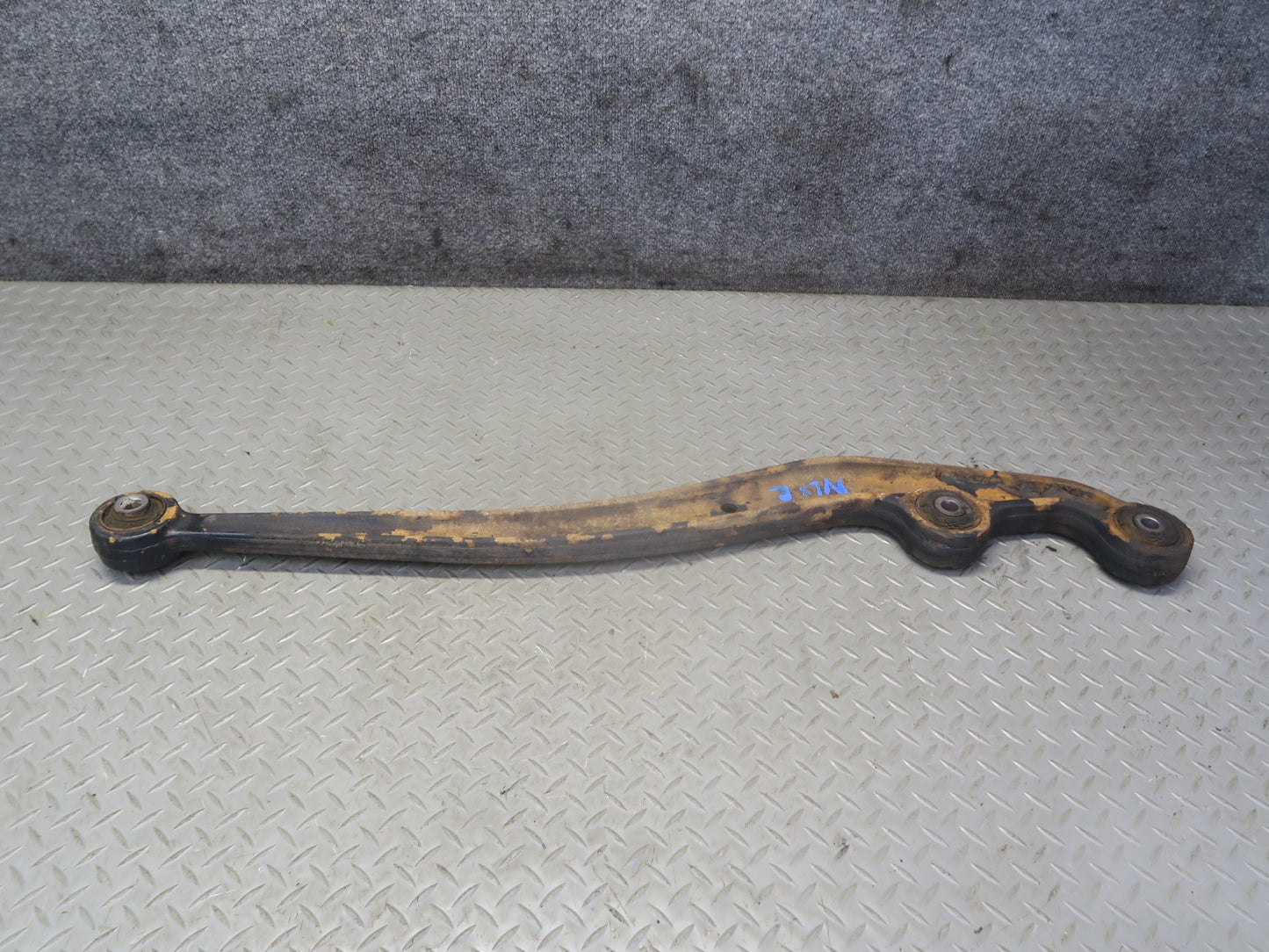 1996-1997 Lexus FZJ80L LX450 Front Left or Right Suspension Lower Control Arm