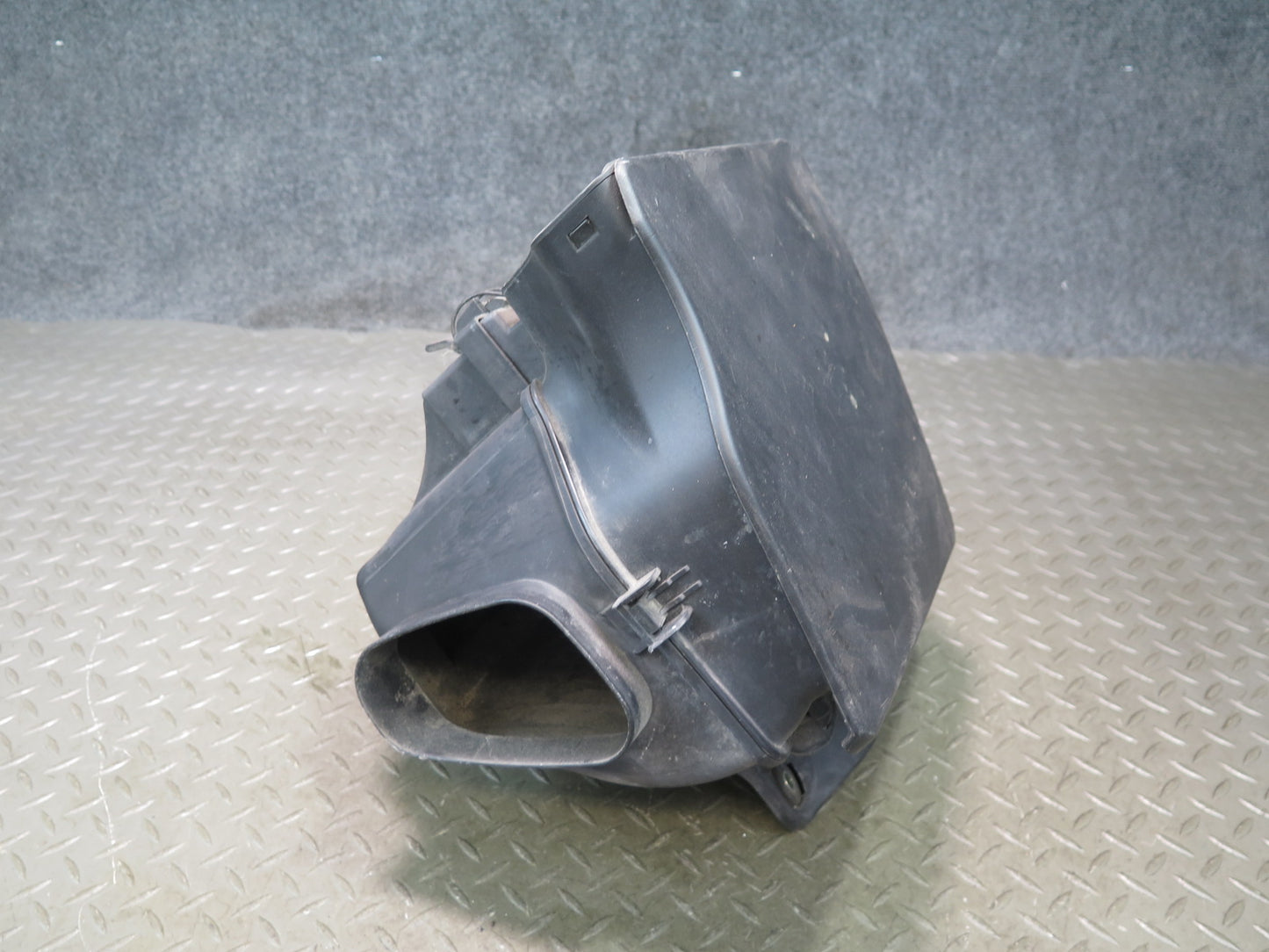 03-05 BMW E85 Z4 3.0L M54 Air Intake Cleaner Filter Box 7514873 OEM
