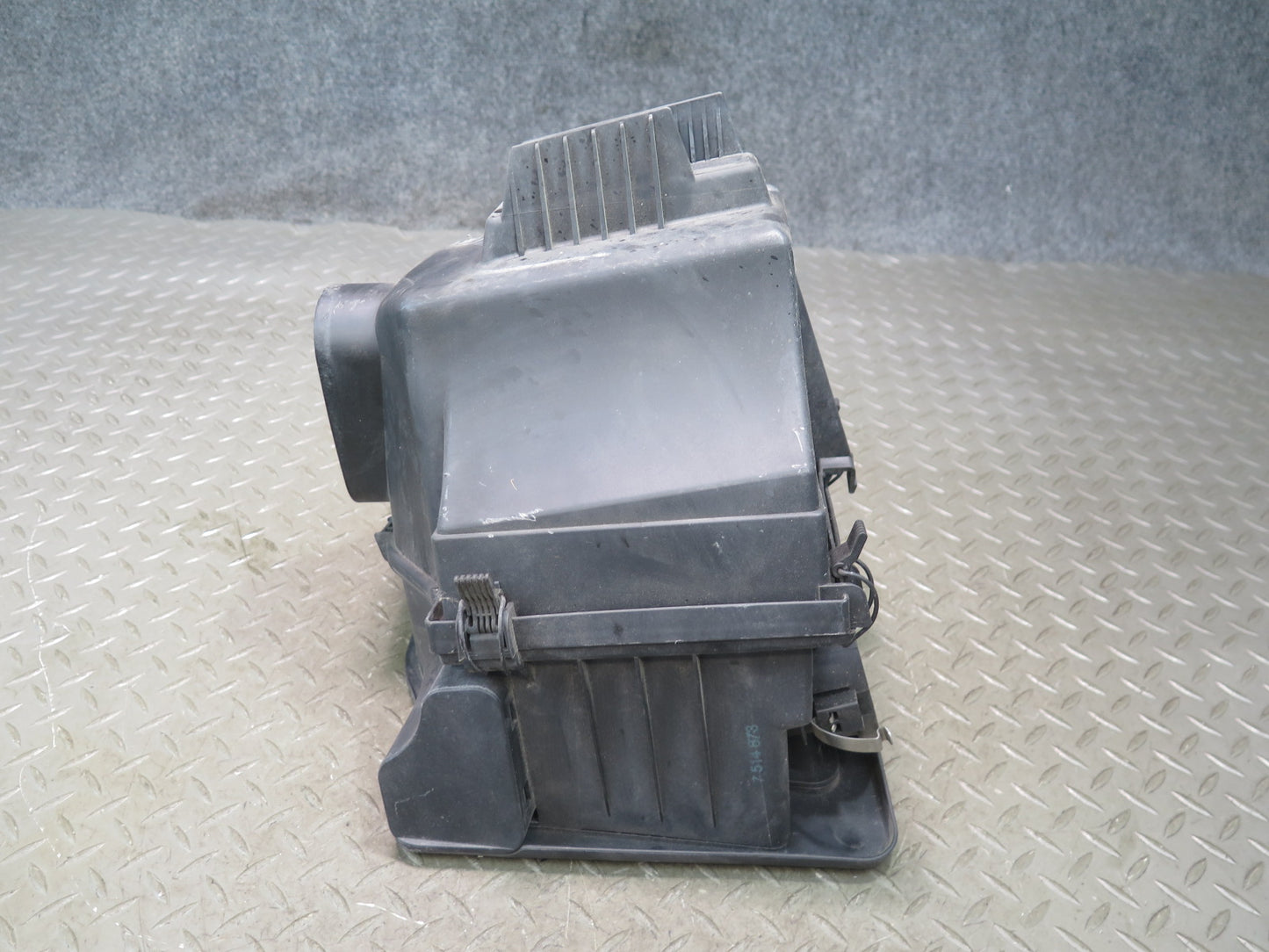 03-05 BMW E85 Z4 3.0L M54 Air Intake Cleaner Filter Box 7514873 OEM