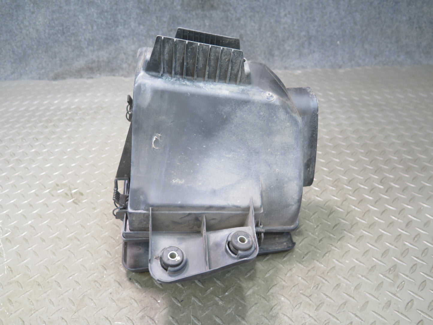 03-05 BMW E85 Z4 3.0L M54 Air Intake Cleaner Filter Box 7514873 OEM