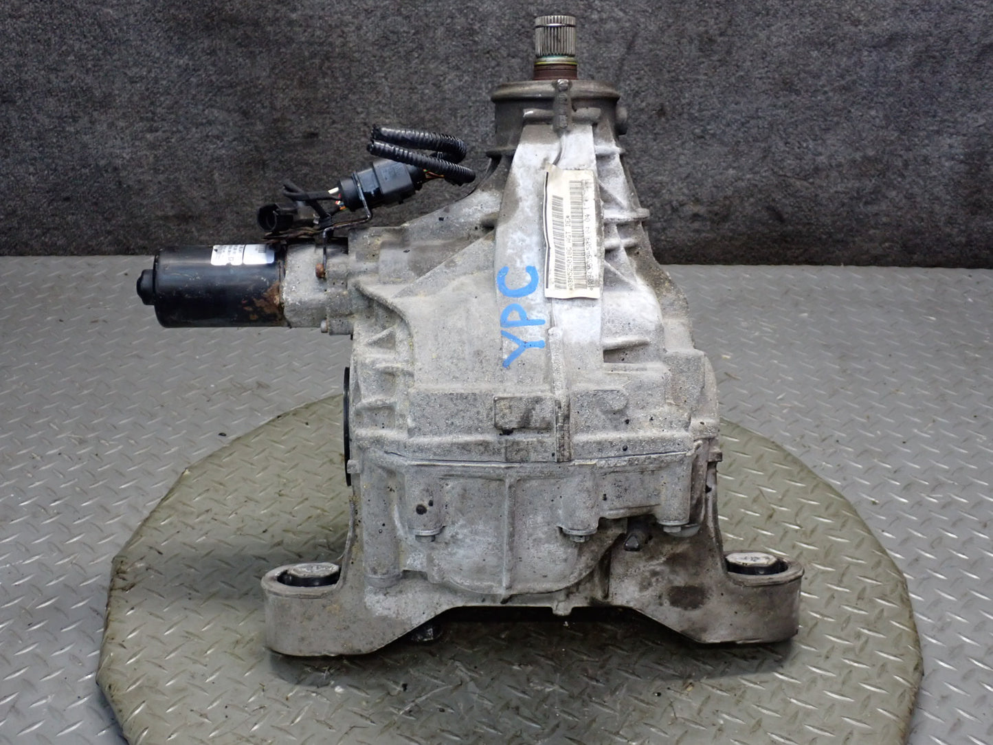 13-14 Porsche Cayenne 958 GTS 4.8L AWD elsd Rear Axle Differential Carrier 2.92