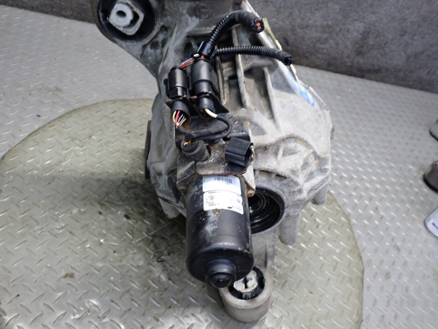 13-14 Porsche Cayenne 958 GTS 4.8L AWD elsd Rear Axle Differential Carrier 2.92