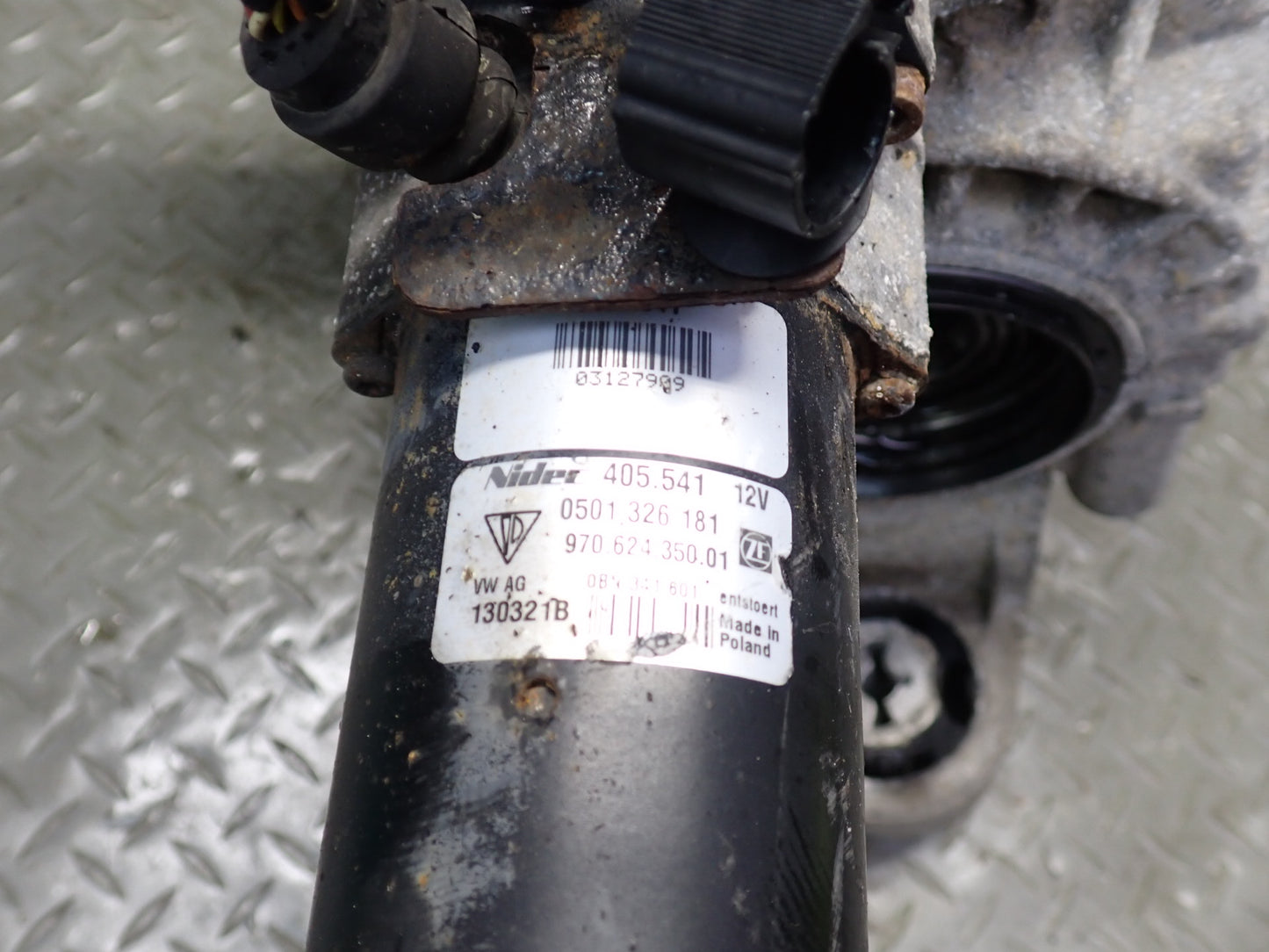 13-14 Porsche Cayenne 958 GTS 4.8L AWD elsd Rear Axle Differential Carrier 2.92