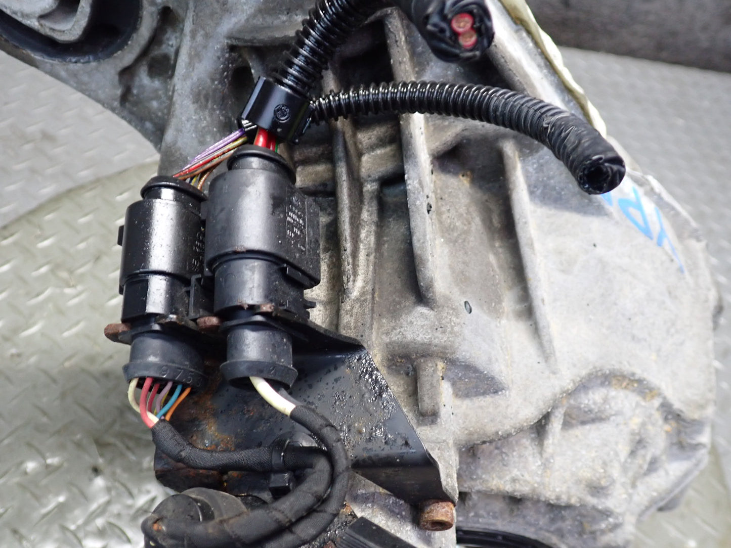 13-14 Porsche Cayenne 958 GTS 4.8L AWD elsd Rear Axle Differential Carrier 2.92