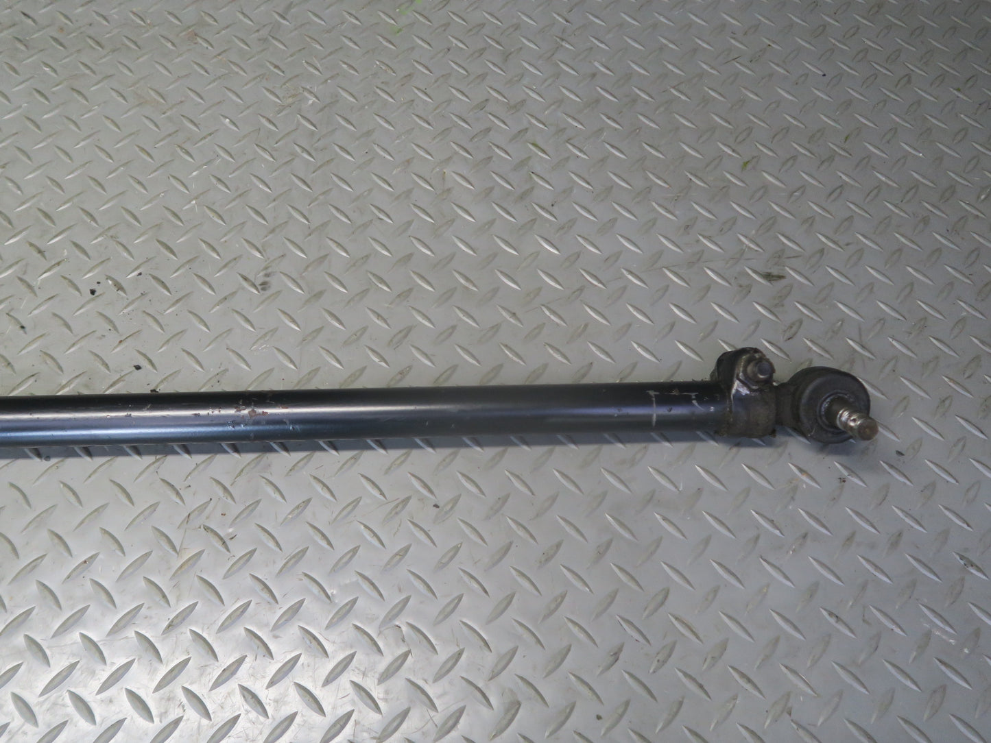 1996-1997 Lexus FZJ80L LX450 Steering Tie Rod Linkage Arm