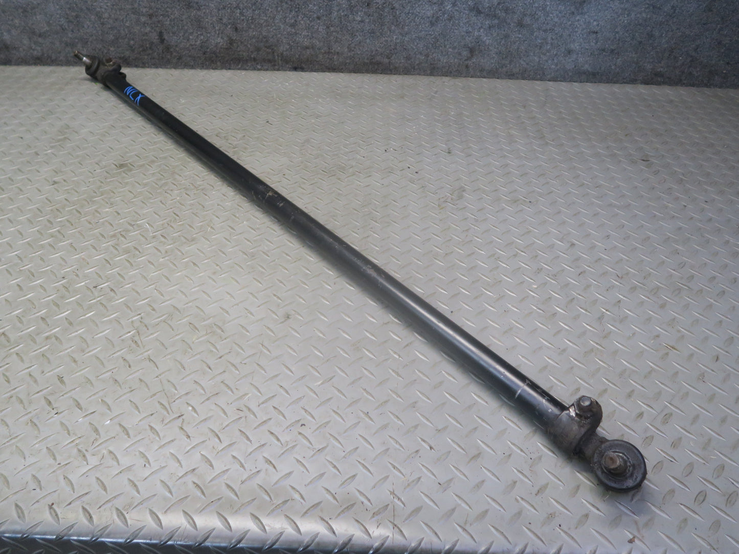 1996-1997 Lexus FZJ80L LX450 Steering Tie Rod Linkage Arm
